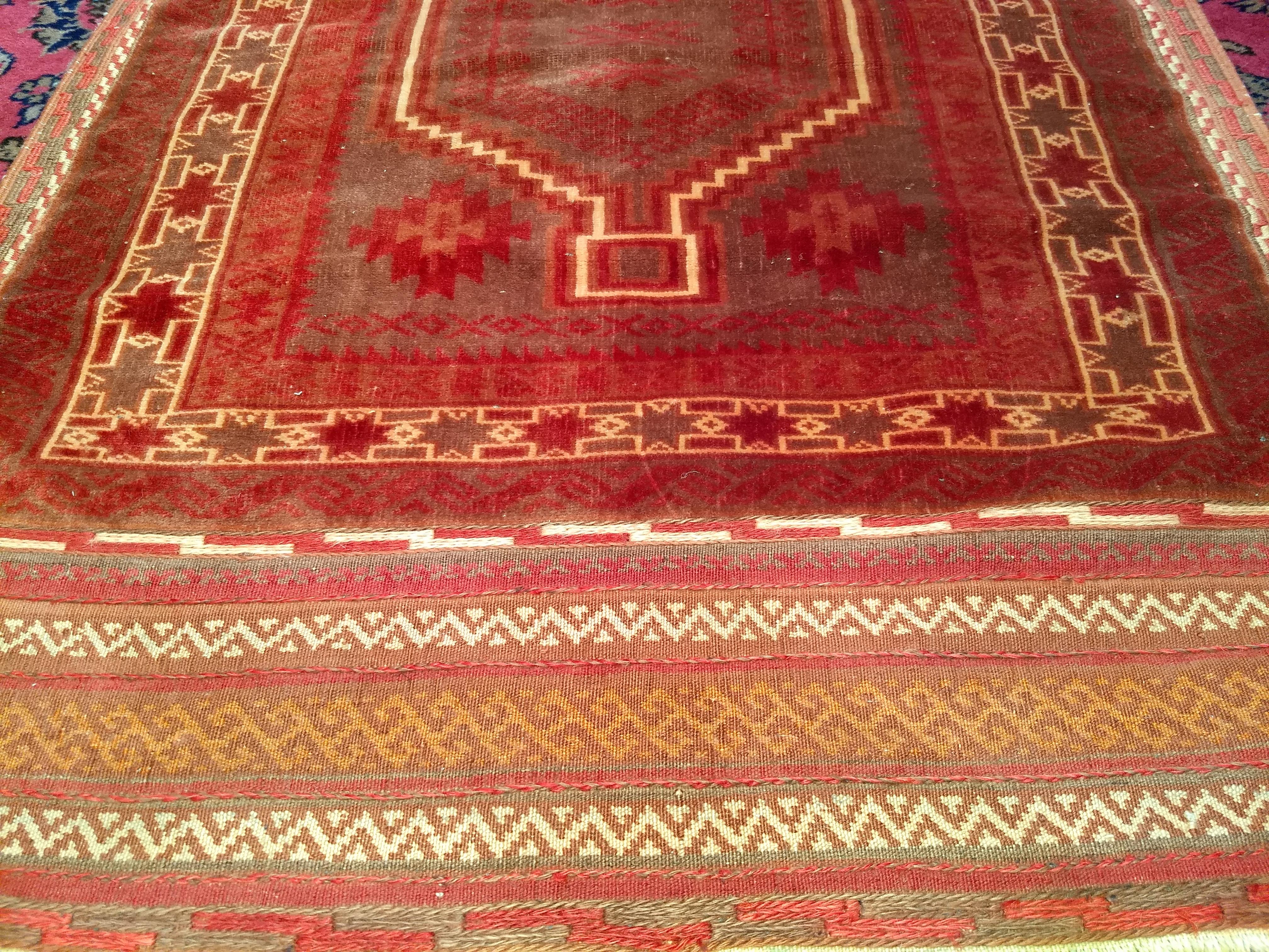 Vintage Baluch Stammeskunst-Teppich in All Over-Geometrischem Muster im Angebot 4