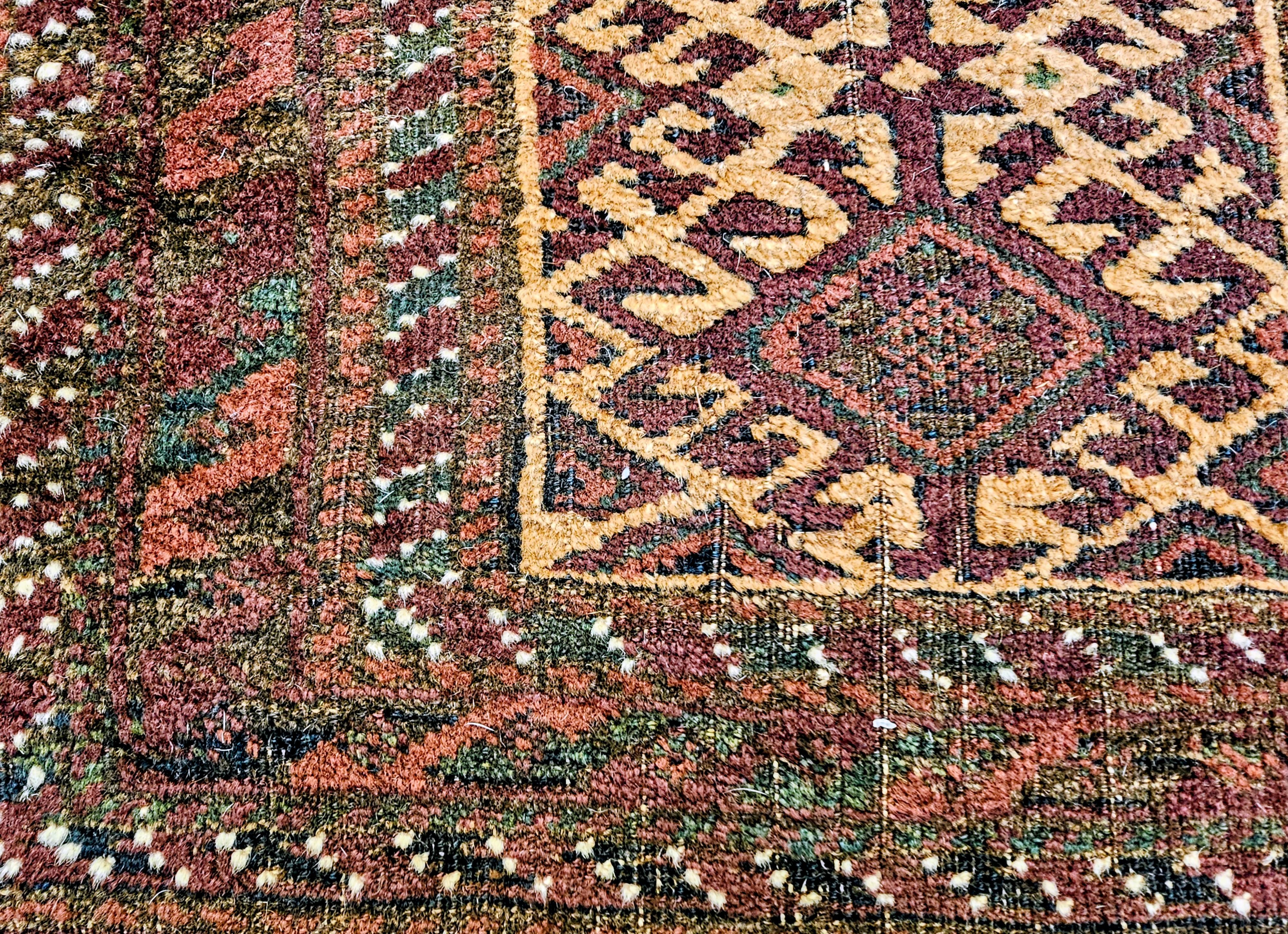 Vintage Baluch Stammeskunst-Teppich in All Over-Geometrischem Muster (20. Jahrhundert) im Angebot
