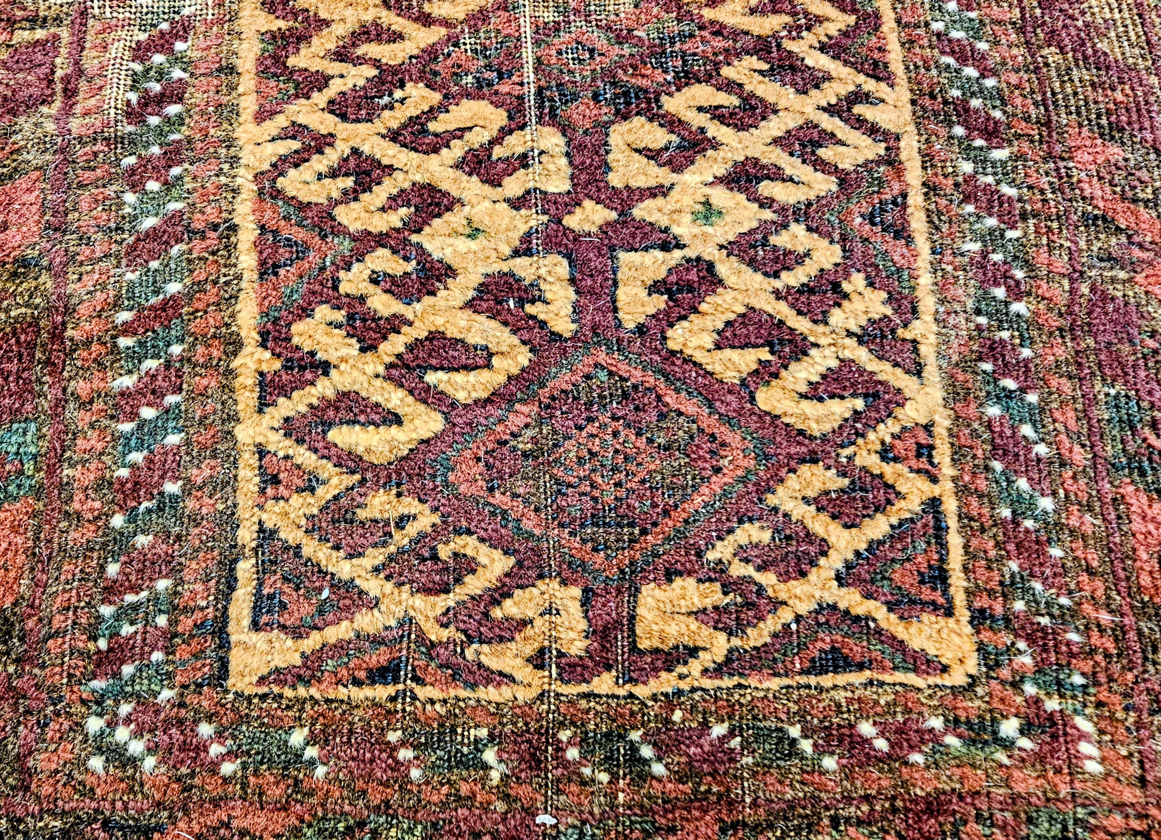 Vintage Baluch Stammeskunst-Teppich in All Over-Geometrischem Muster (Wolle) im Angebot