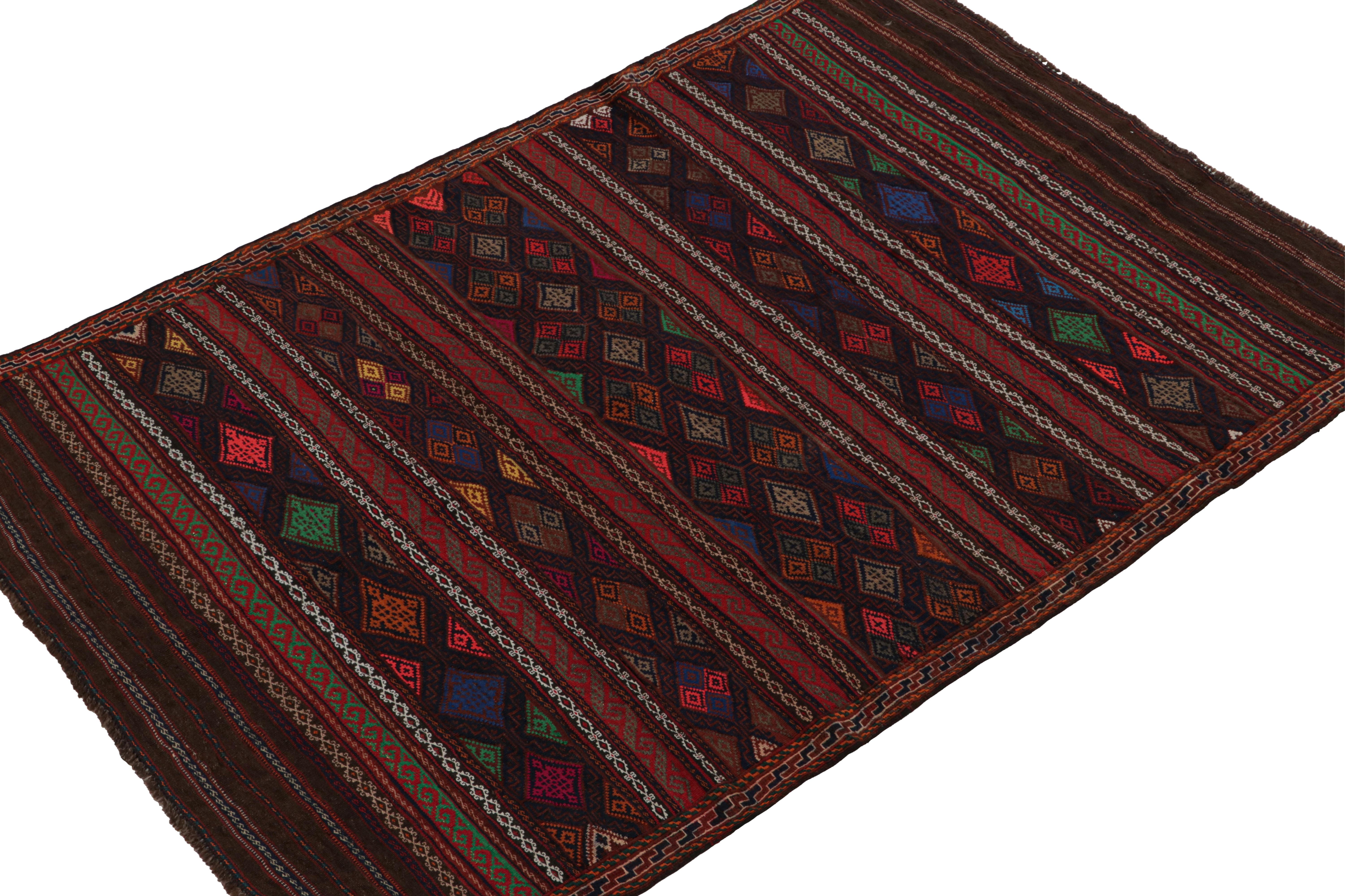 Handwoven in wool circa 1950-1960, this vintage tribal kilim rug from the Baluch tribe is the latest to join Rug & Kilim’s collection of coveted flatweaves. 

On the Design: 

Specifically believed to hail from the Leghari clan of this nomadic