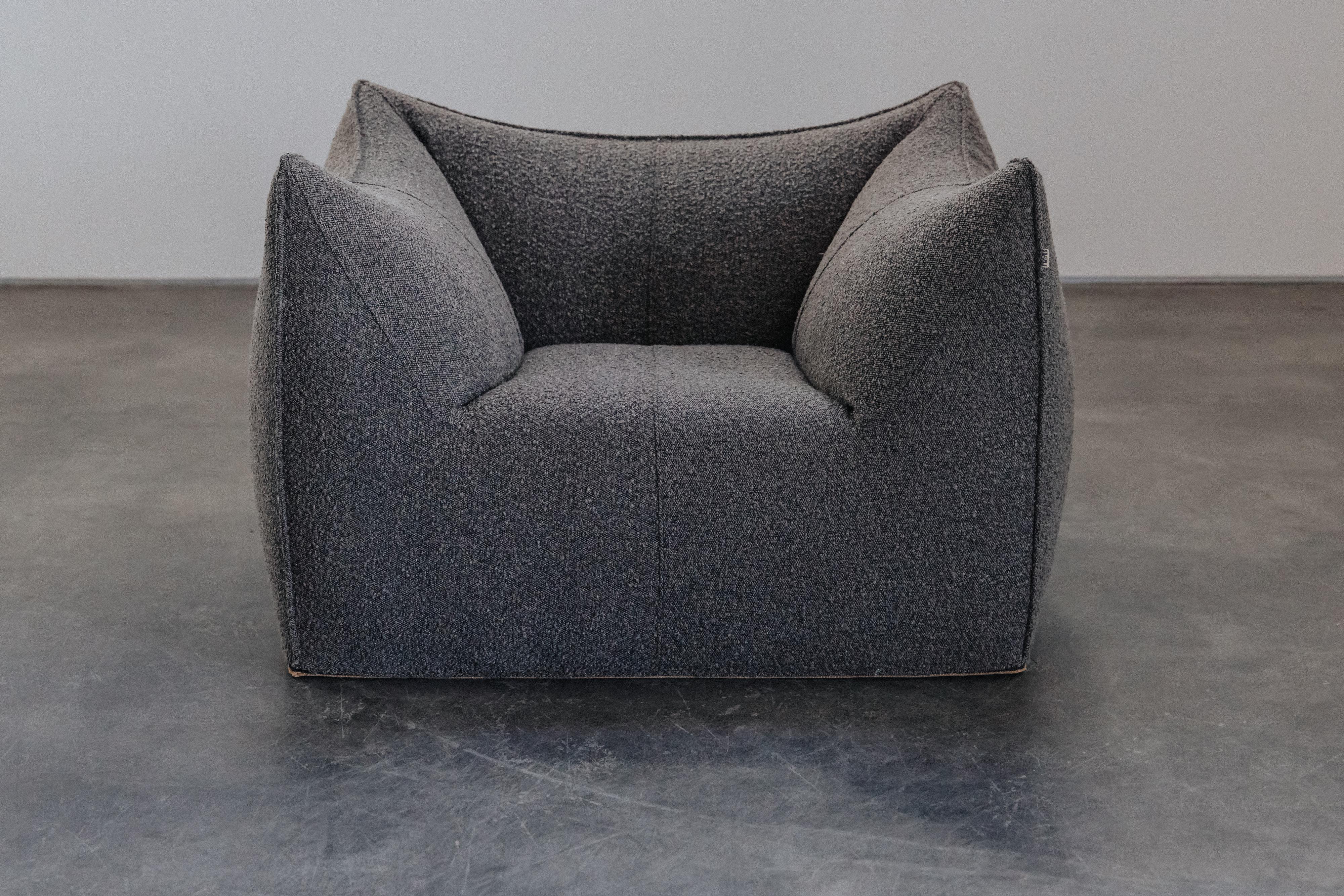 Vintage Bambole Lounge Chair By Mario Bellini For B&B Italia, 1970s.  Comfortable model, later upholstered in Denmark.  Excellent condition.