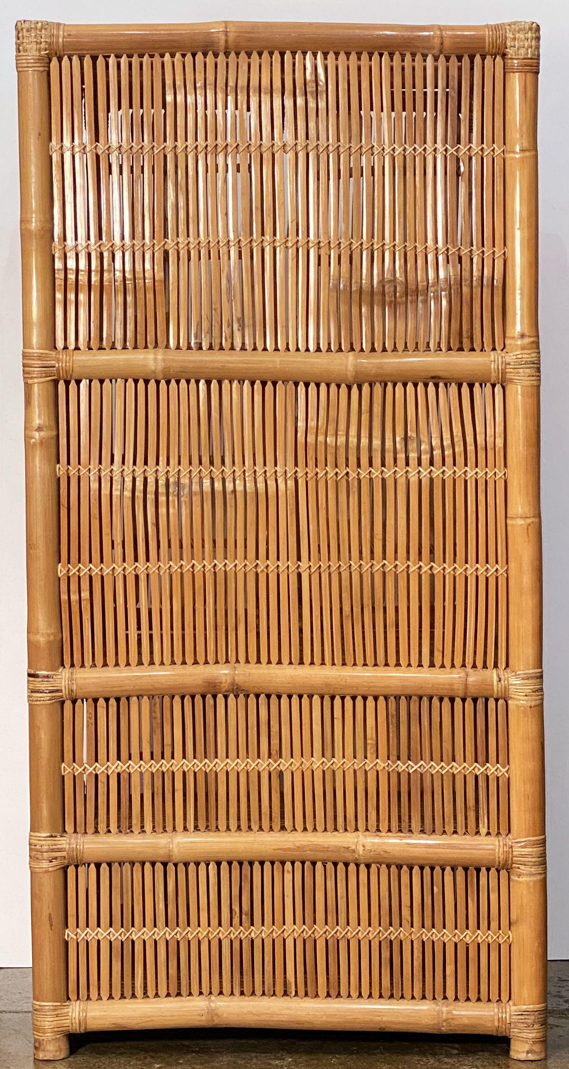 Armoire ou meuble de rangement vintage en bambou et rotin 6