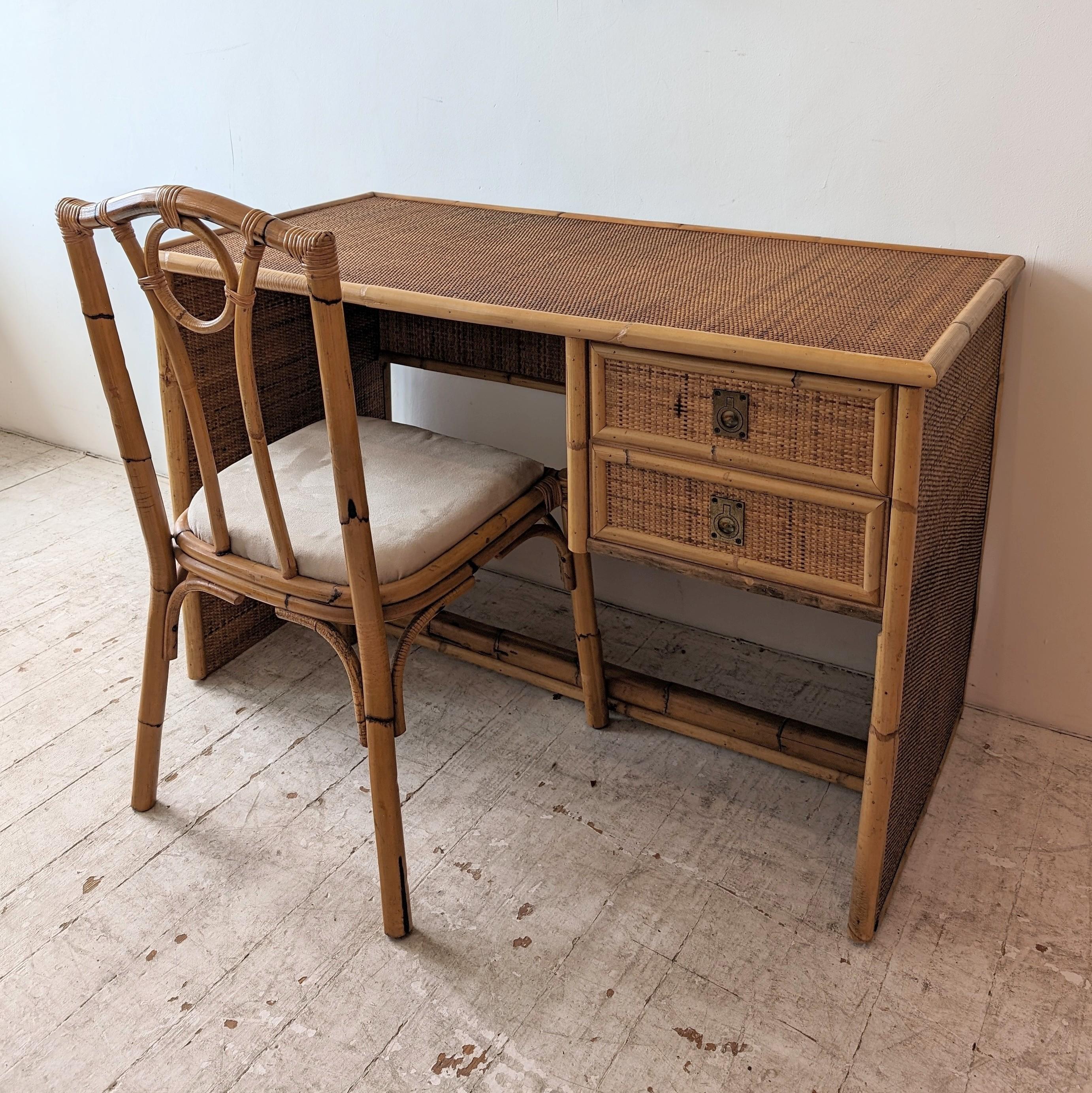 Vintage bamboo and rattan desk / dressing table by Dal Vera, Italy 1970s In Good Condition For Sale In Hastings, GB