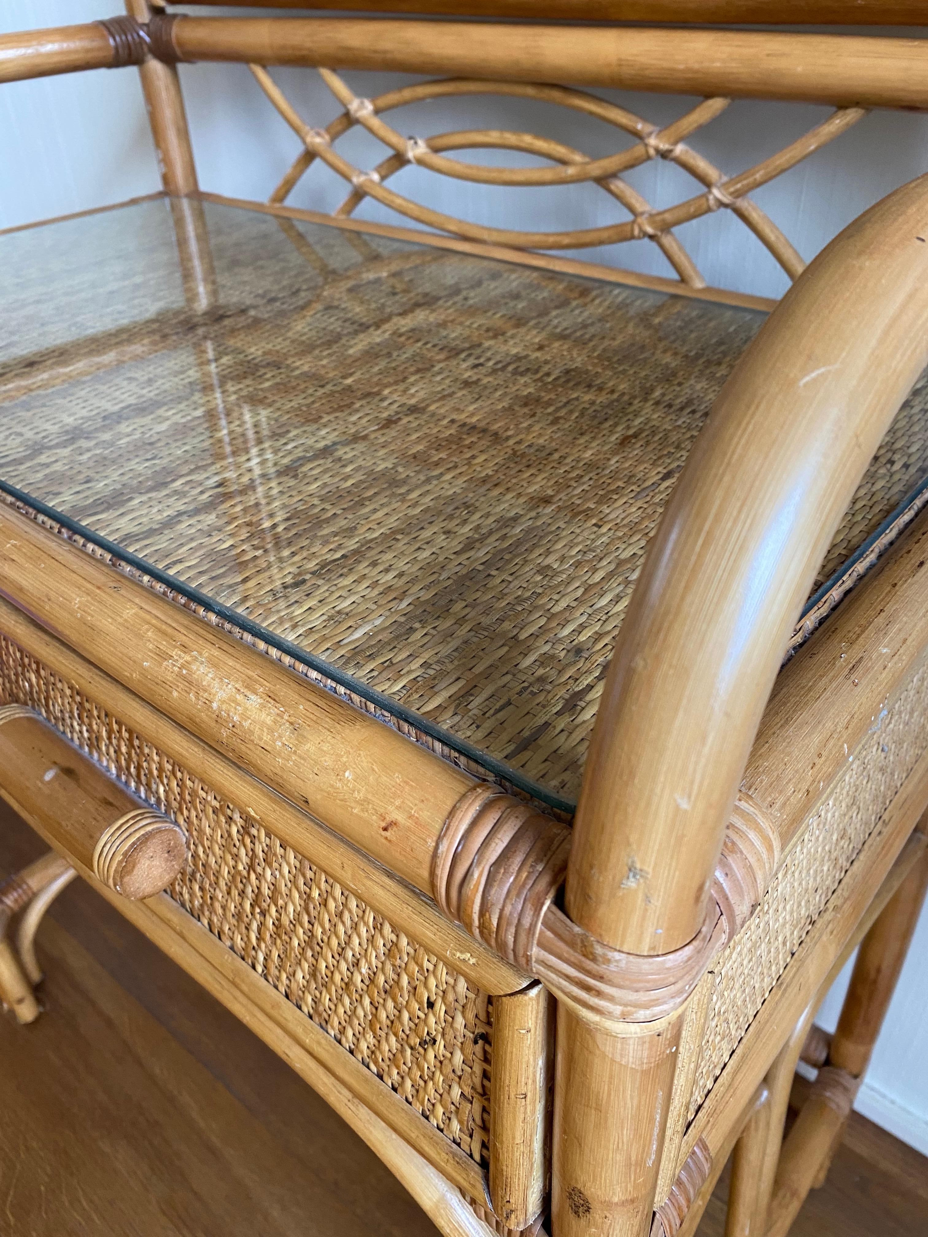 rattan vanity and stool set