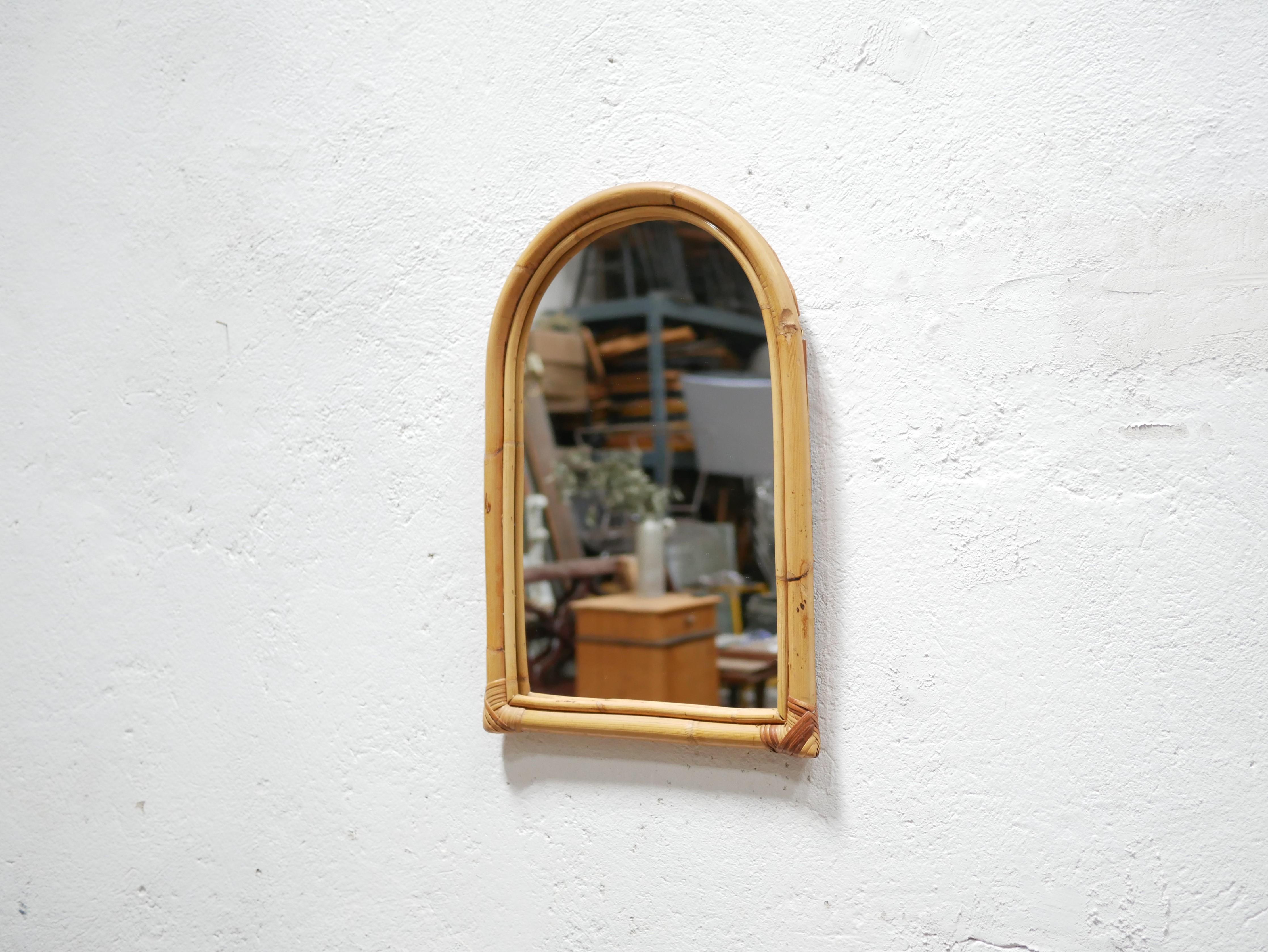 20th Century Vintage Bamboo and Rattan Mirror For Sale
