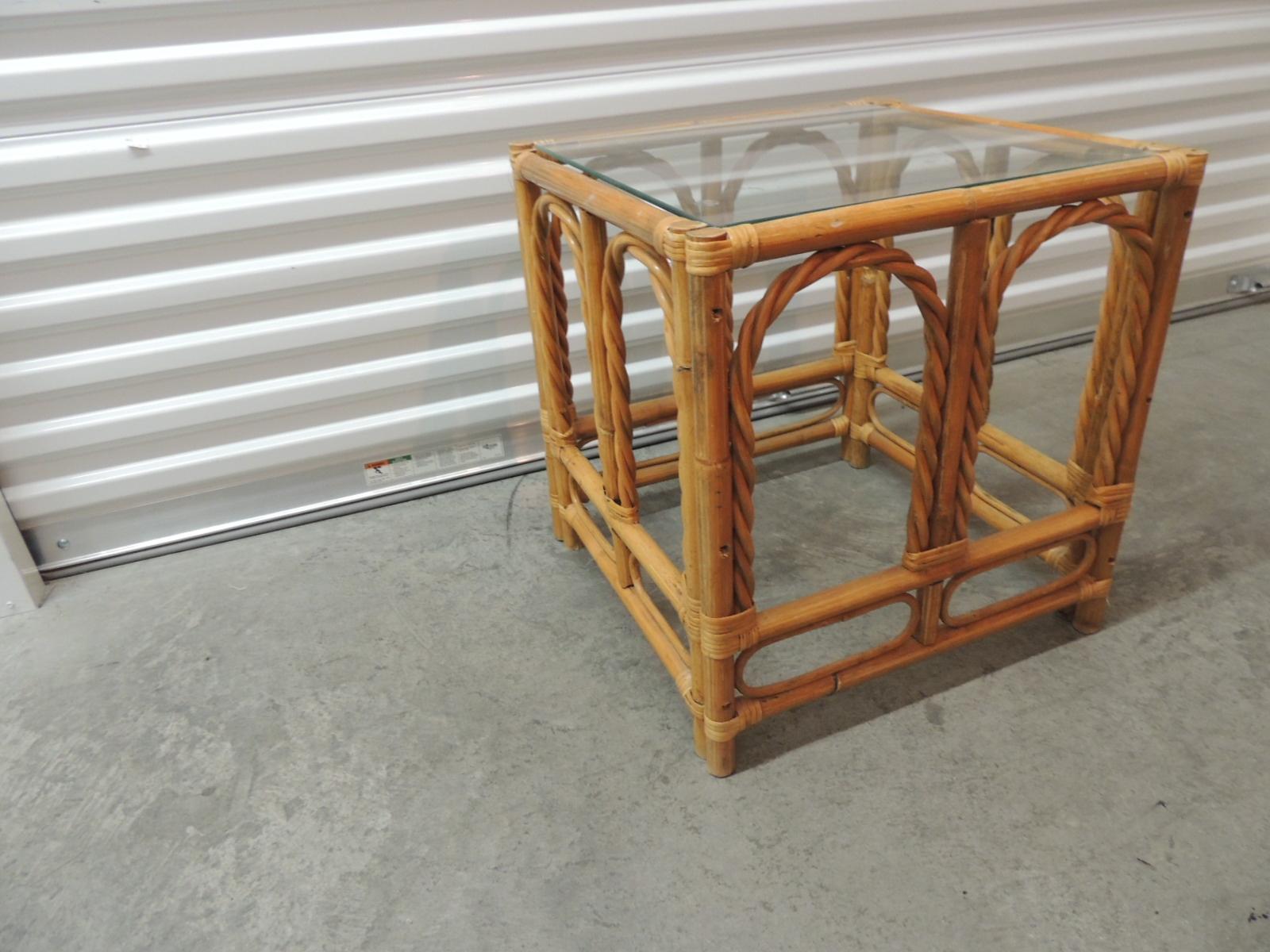 Vintage bamboo and rattan side table with glass top.
Square side table.
Size: 20.5
