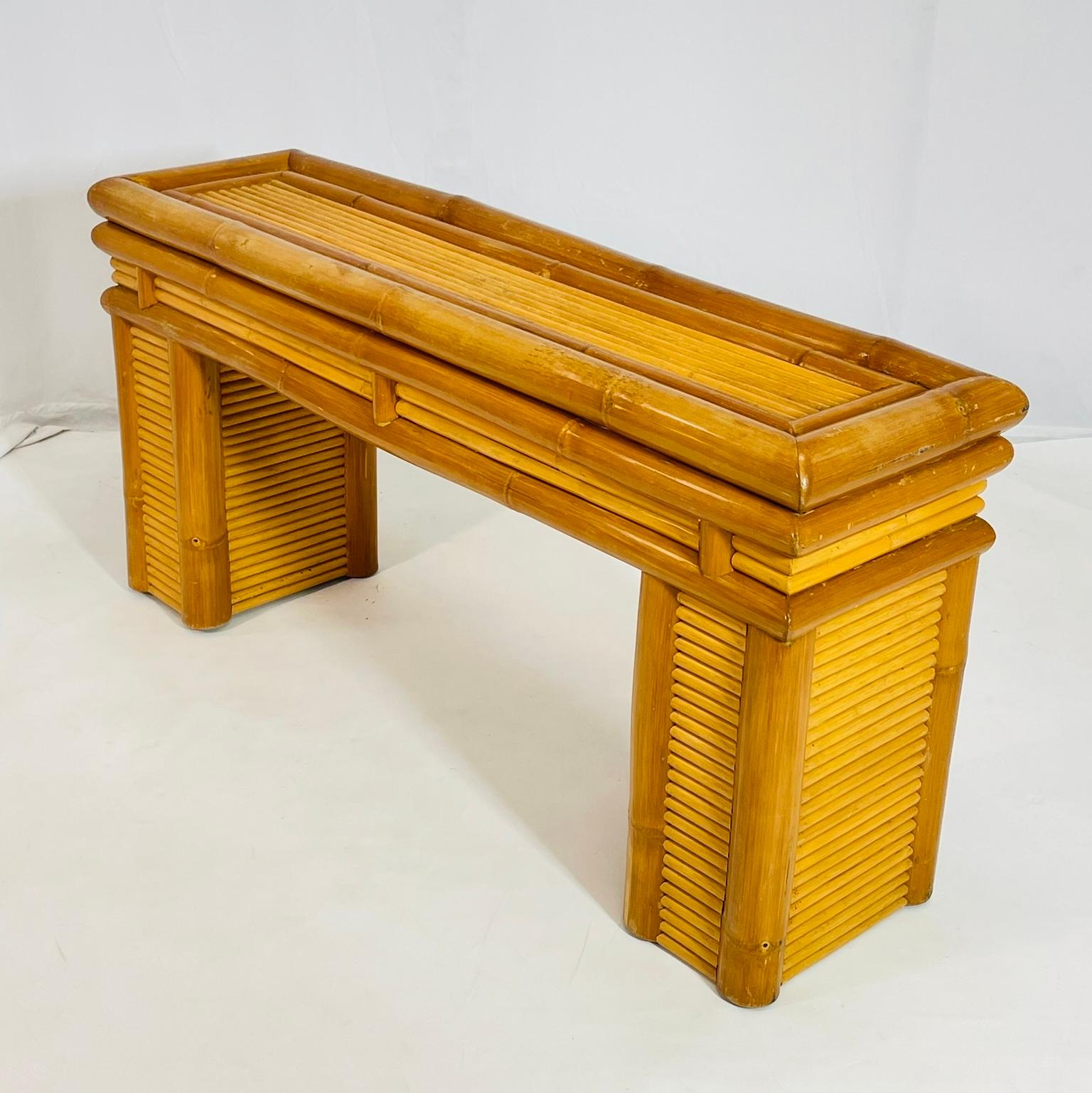 Konsolentisch aus Bambus und geteiltem Rattan, Philippinen, 1970er Jahre (Ende des 20. Jahrhunderts) im Angebot