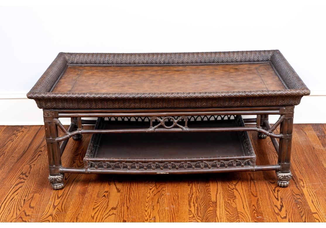 Mesa de Cocktail Vintage de Bambú y Cuero Tejido Rústico en venta