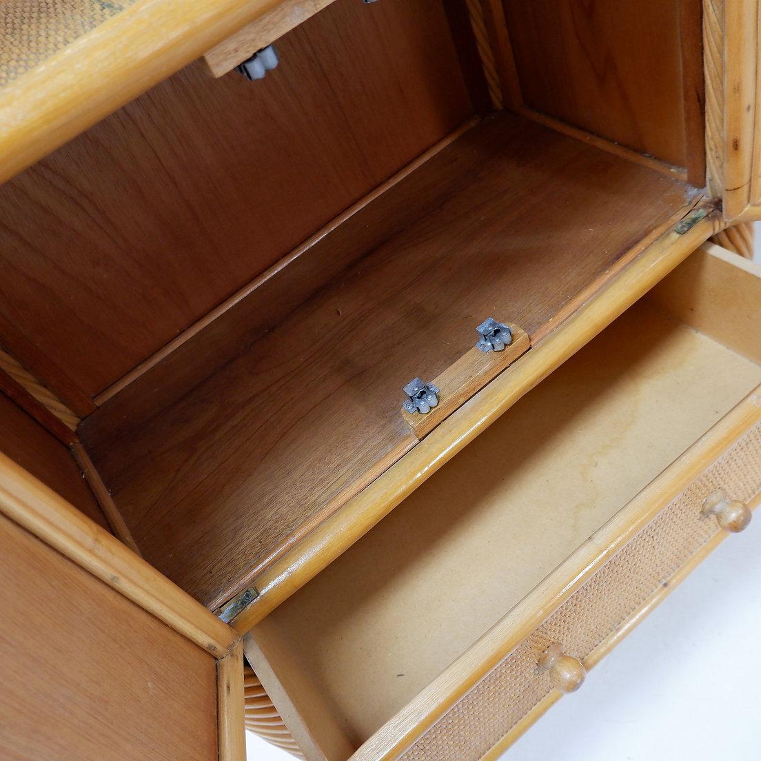 Libreria ad arco in bambù vintage con cassetti, anni '80 in vendita 6