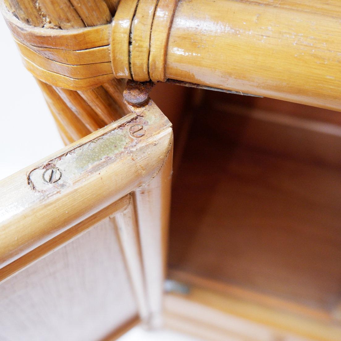 Bohémien Libreria ad arco in bambù vintage con cassetti, anni '80 in vendita