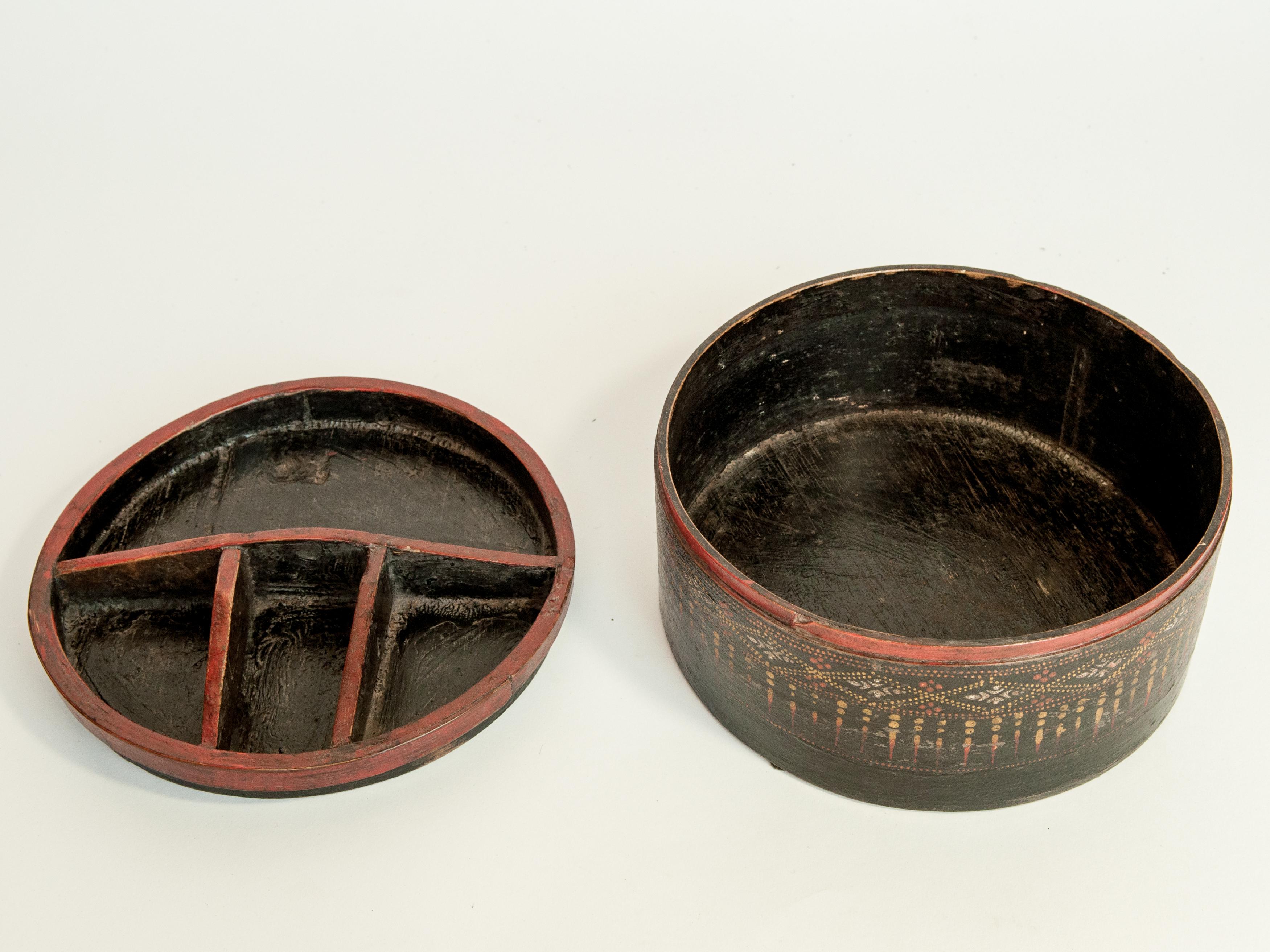Vintage Bamboo Betel Box. Original Color, Cambodia, Early to Mid-20th Century 1