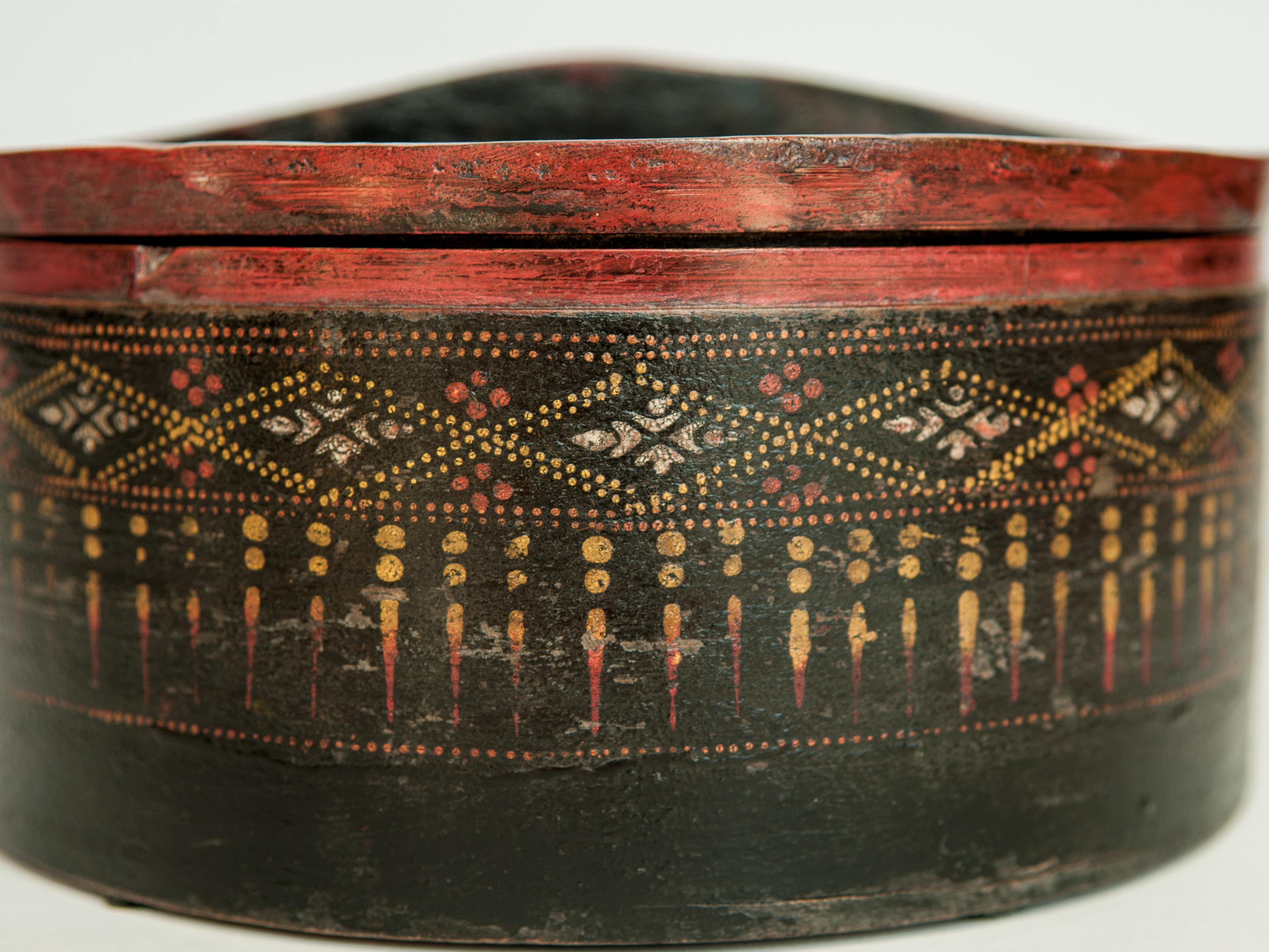 Vintage Bamboo Betel Box. Original Color, Cambodia, Early to Mid-20th Century 7