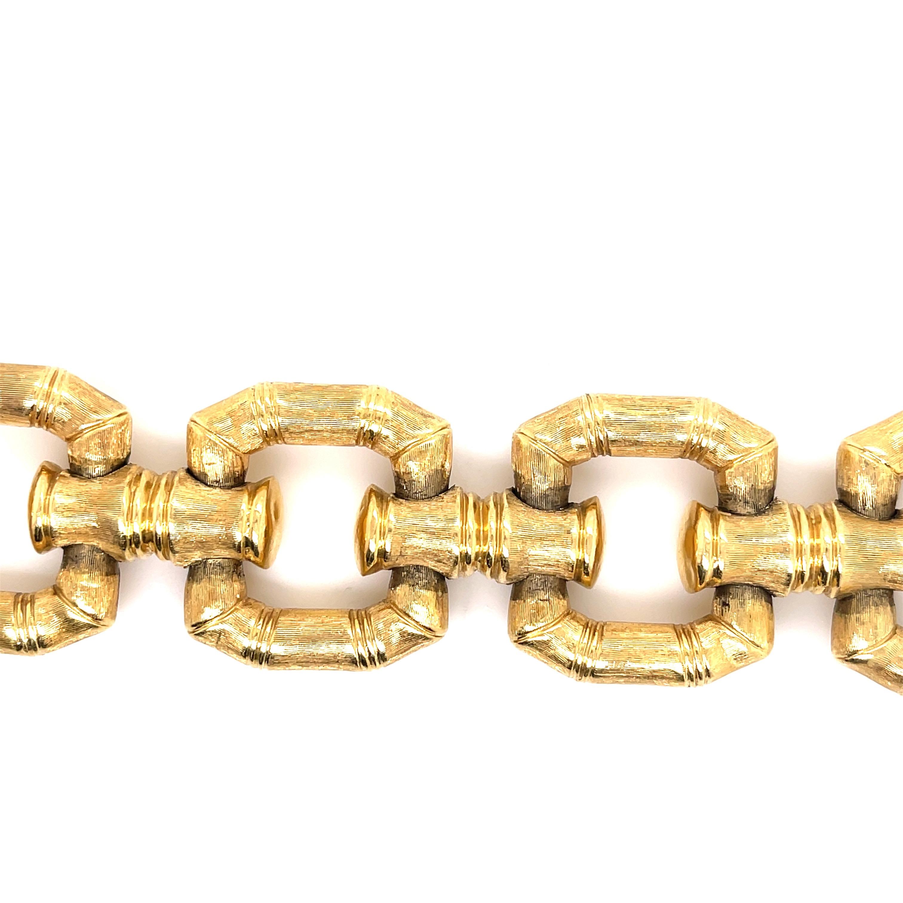 18 Karat Yellow gold bracelet featuring a Bamboo motif link weighing 63.9 grams. 
More link bracelets available.
Search Harbor Diamonds

DM for more pictures and videos. 