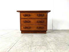 Cómoda vintage de bambú de maugrion, años 70