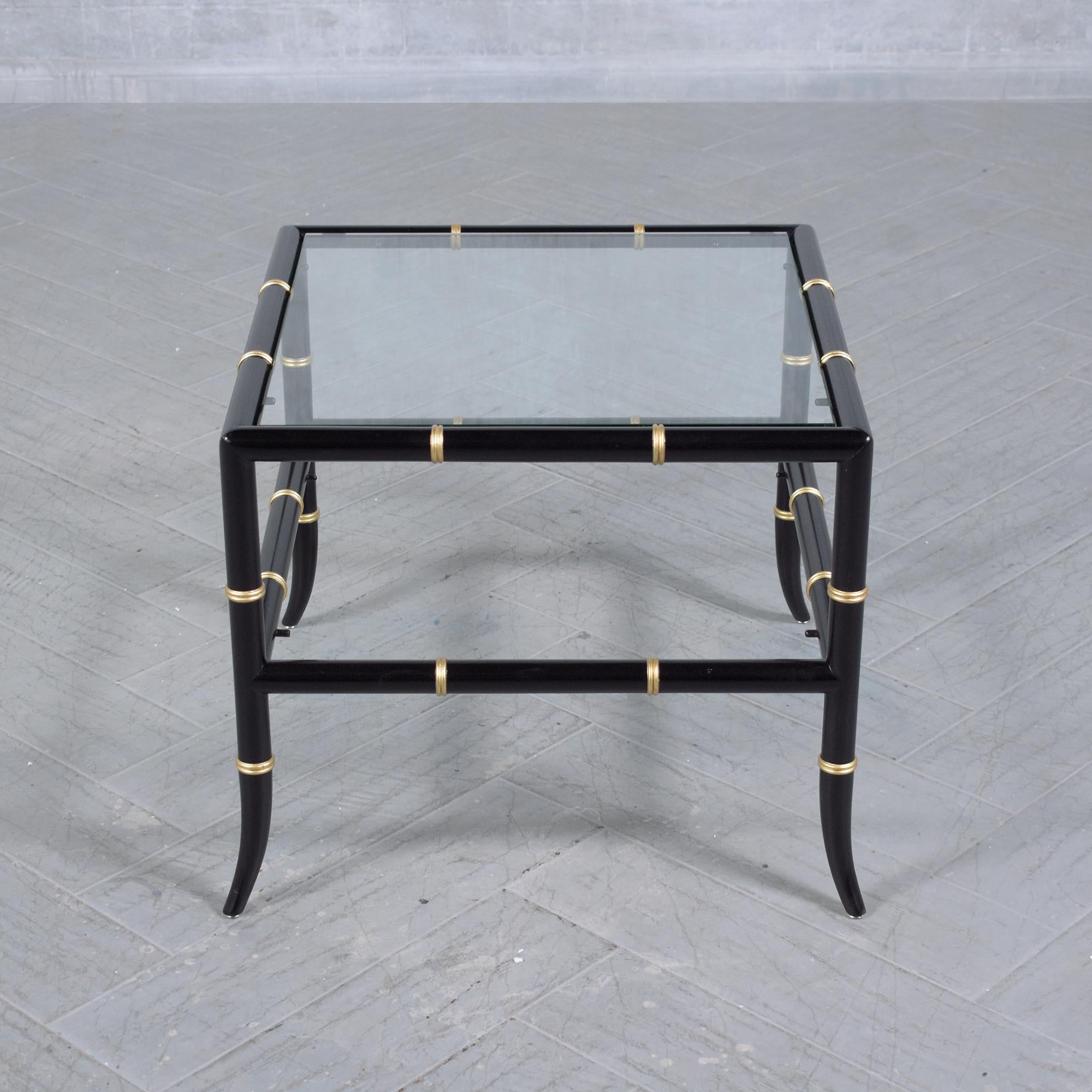1960er Jahre Vintage End Tables mit Glasplatten: Bamboo Design Elegance Restauriert (amerikanisch) im Angebot