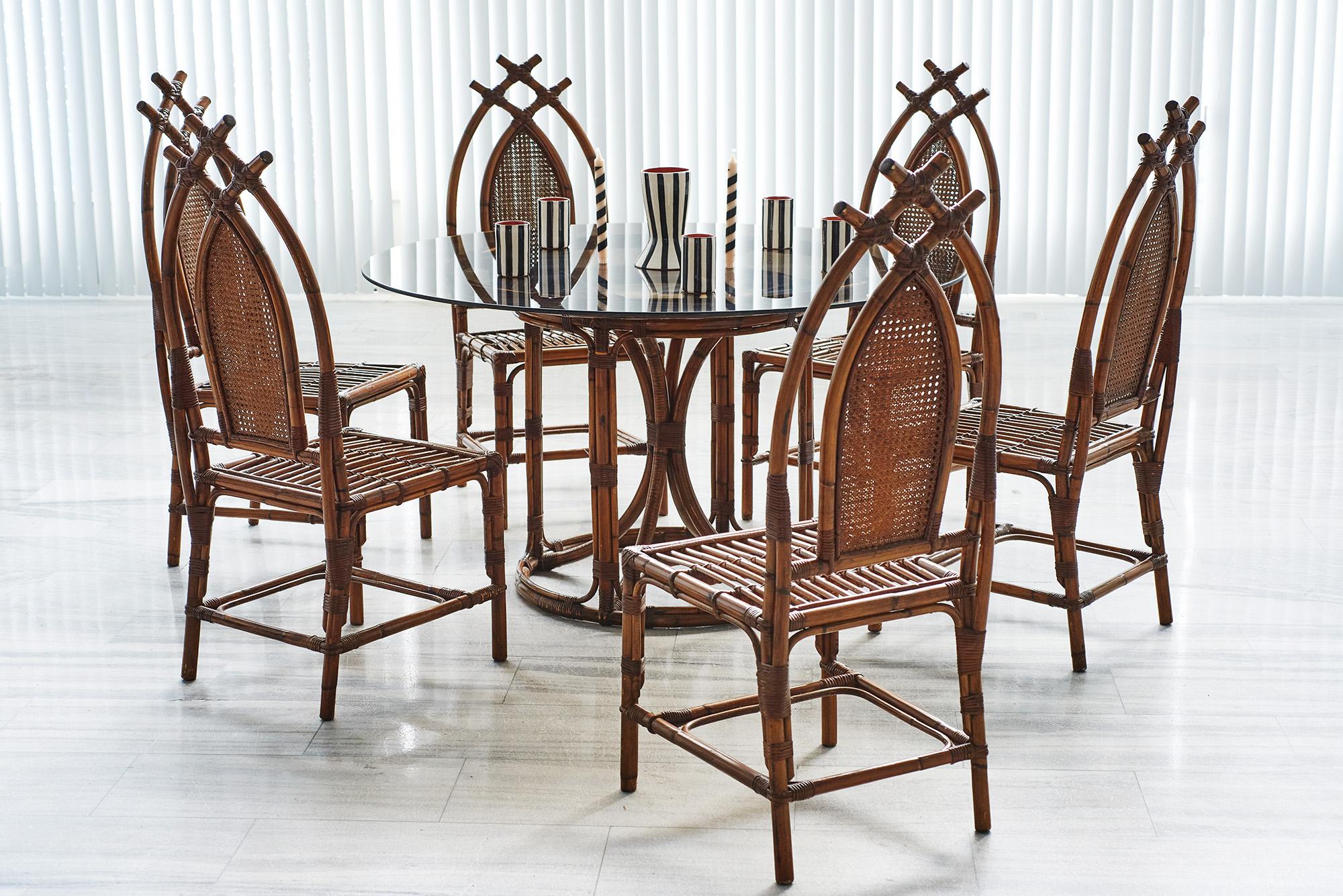 Vintage bamboo dining set of six.
Beautifully crafted bamboo dining set for 6 people.
Very good vintage condition.