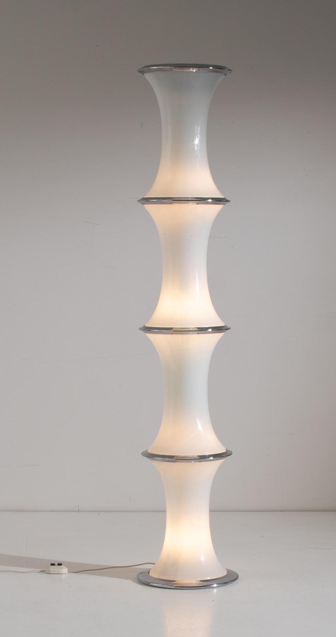 Mid-20th Century Vintage Bamboo Floor Lamp by Enrico Tronconi for Vistosi, Italy, 1960s