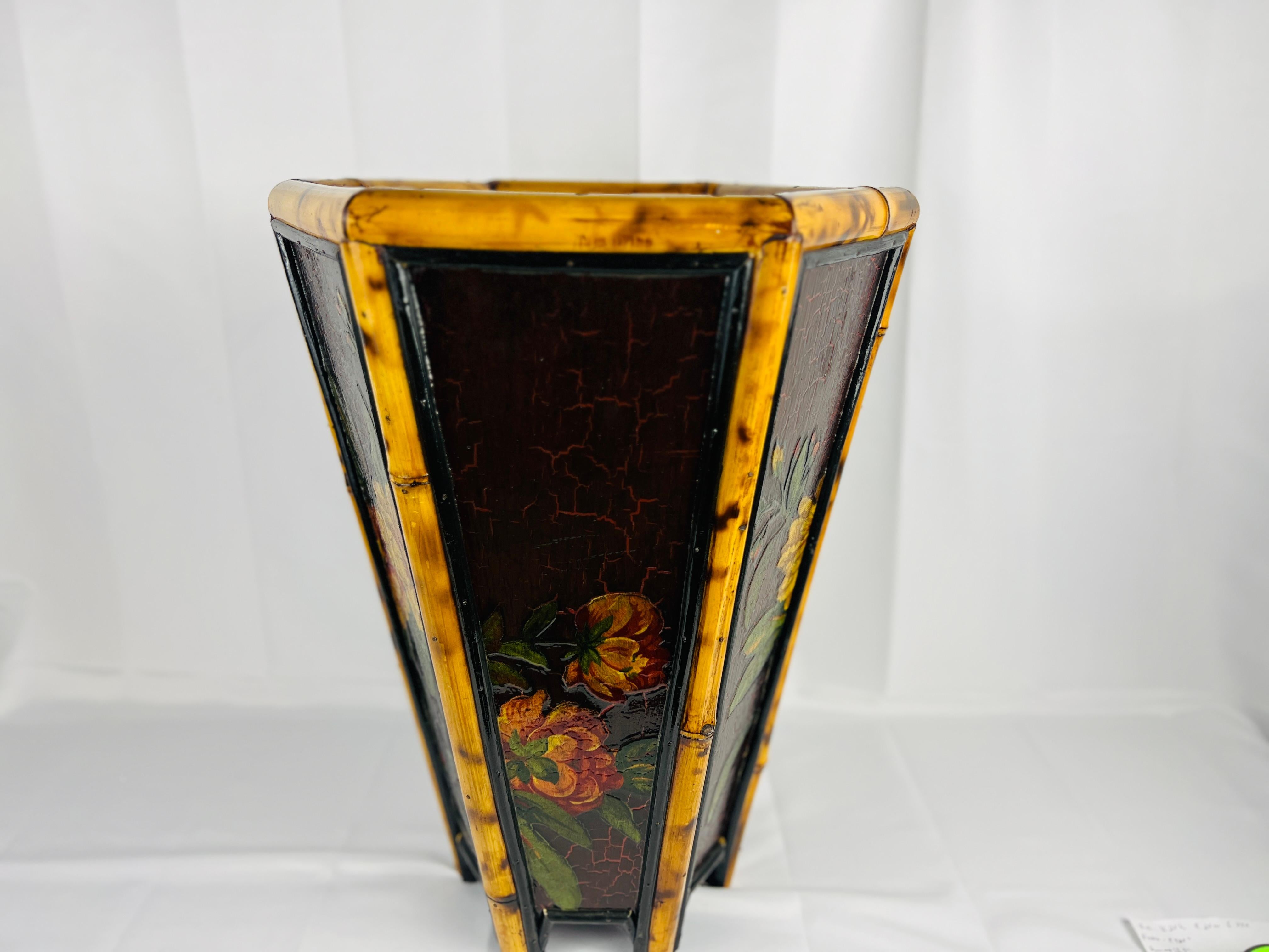 Chinese Chippendale Vintage Bamboo & Floral Lacquer Hexagon Shaped Trash Can or Planter For Sale