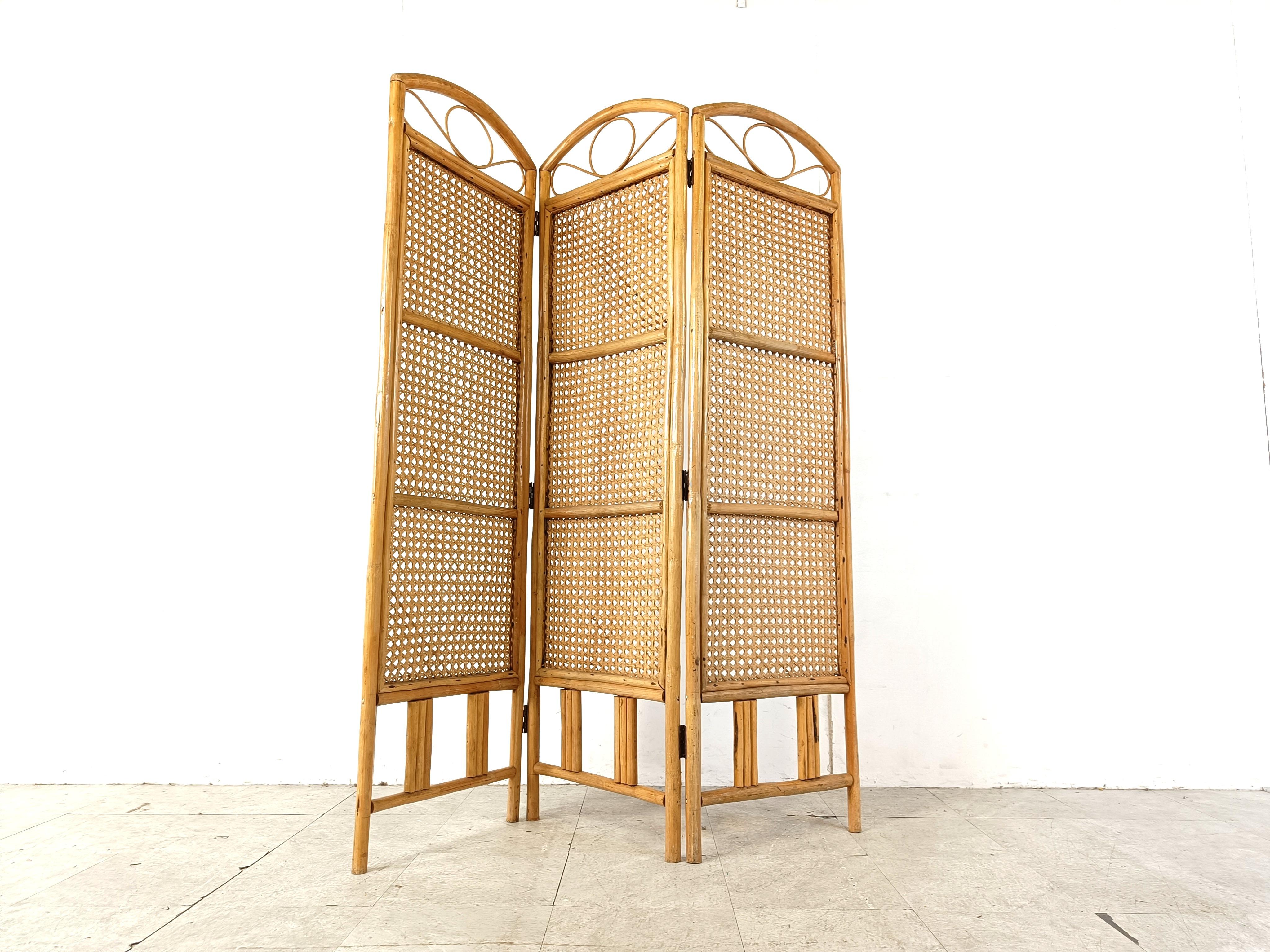 Vintage bamboo folding screen, 1970s (Bambus) im Angebot