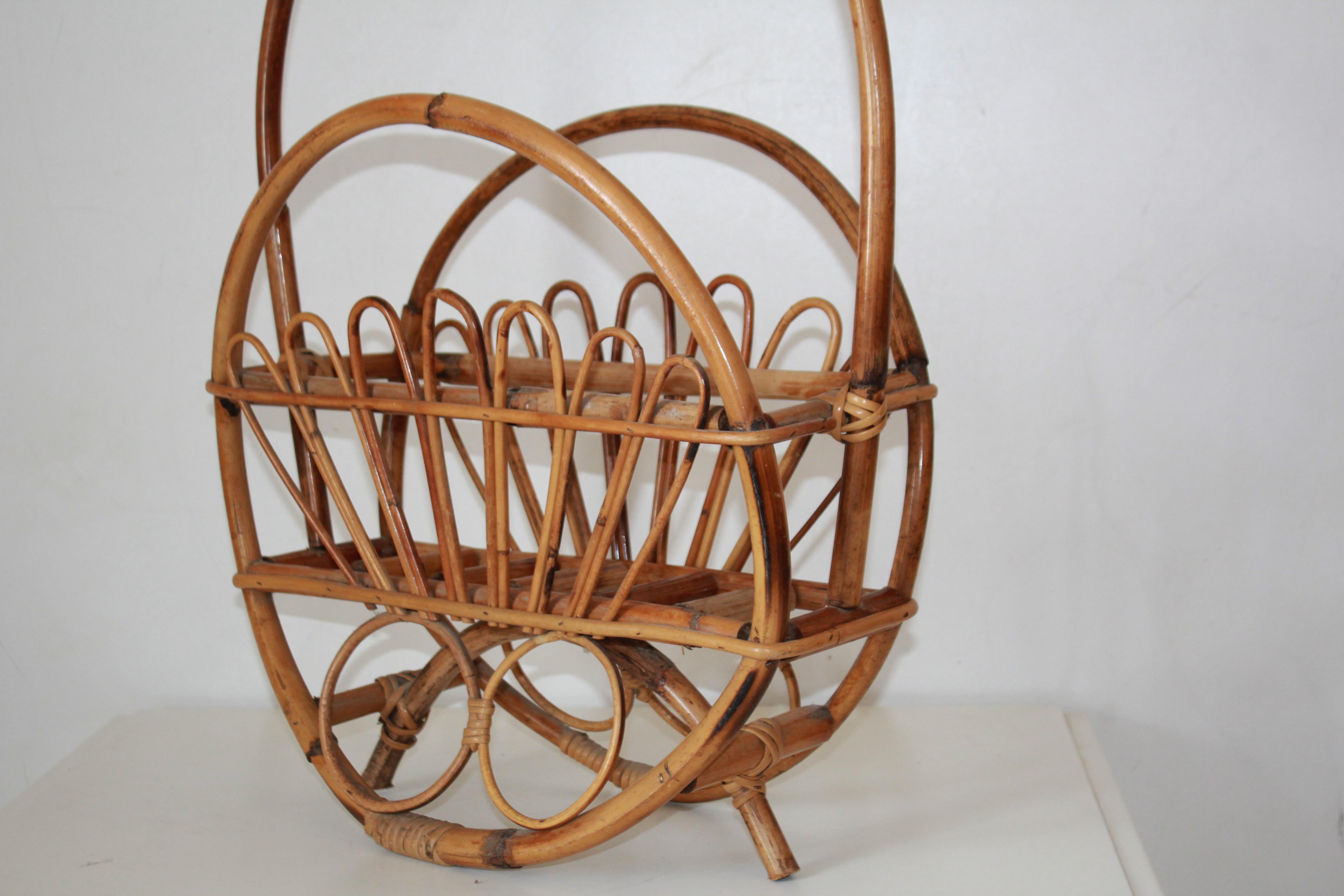 Vintage bamboo and rattan magazine rack, Italy, 1960s For Sale 4