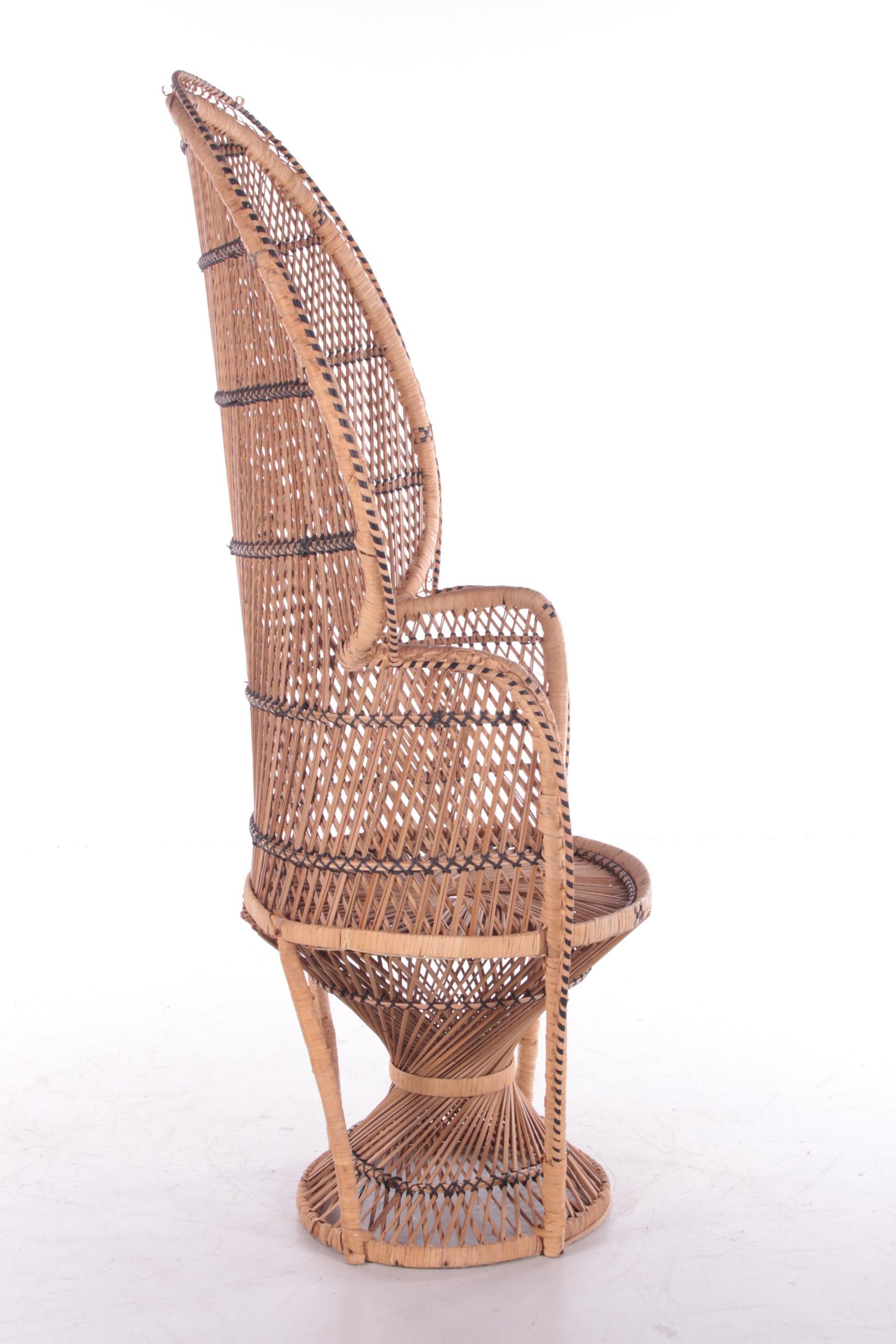 Mid-20th Century Vintage Bamboo Peacock Chair Emanuelle Chair, 1970