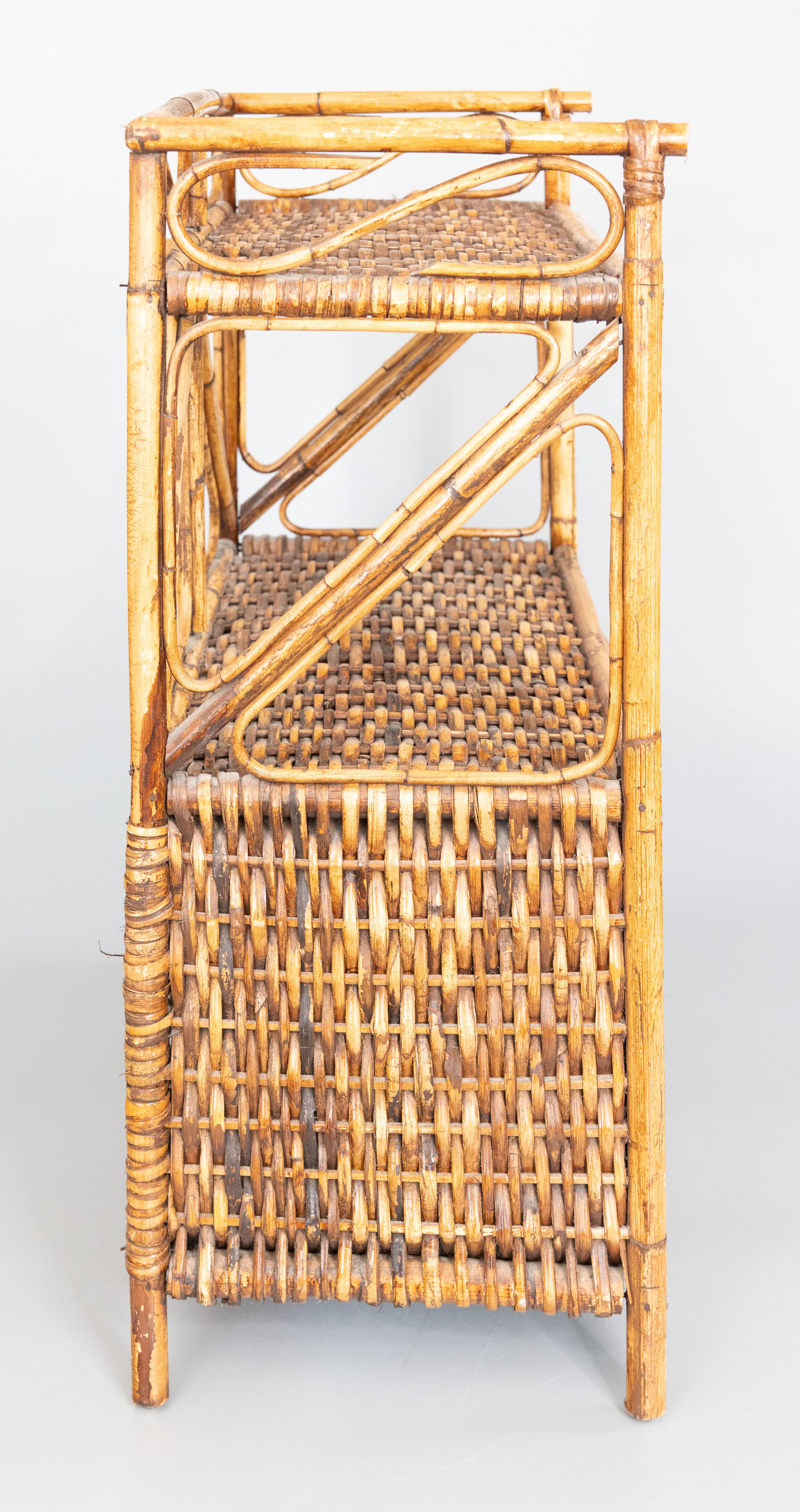Vintage Bücherregal Etagere aus Bambus und Rattan mit Schränken (Unbekannt) im Angebot