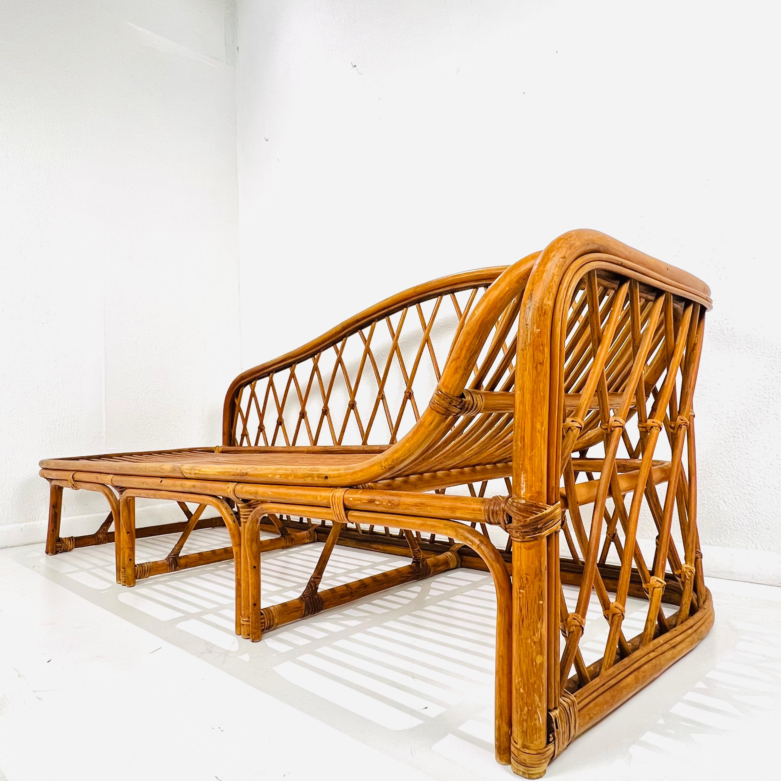 Vintage Bamboo & Rattan Chaise Lounge In Good Condition For Sale In Dallas, TX
