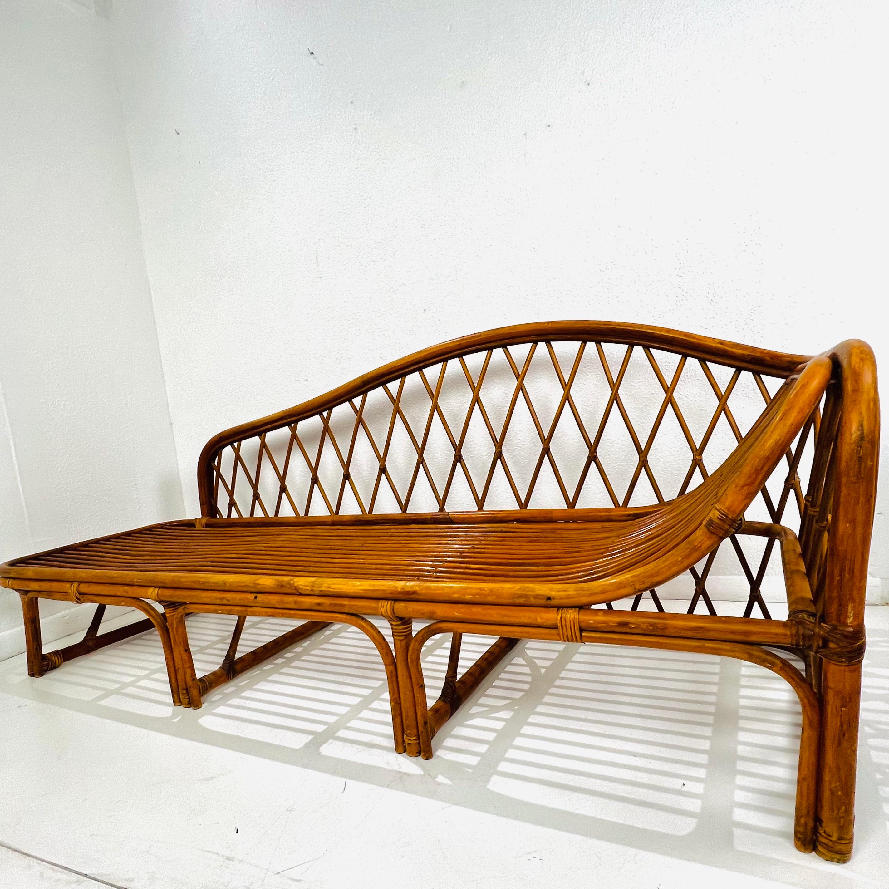 Vintage Bamboo & Rattan Chaise Lounge For Sale 3