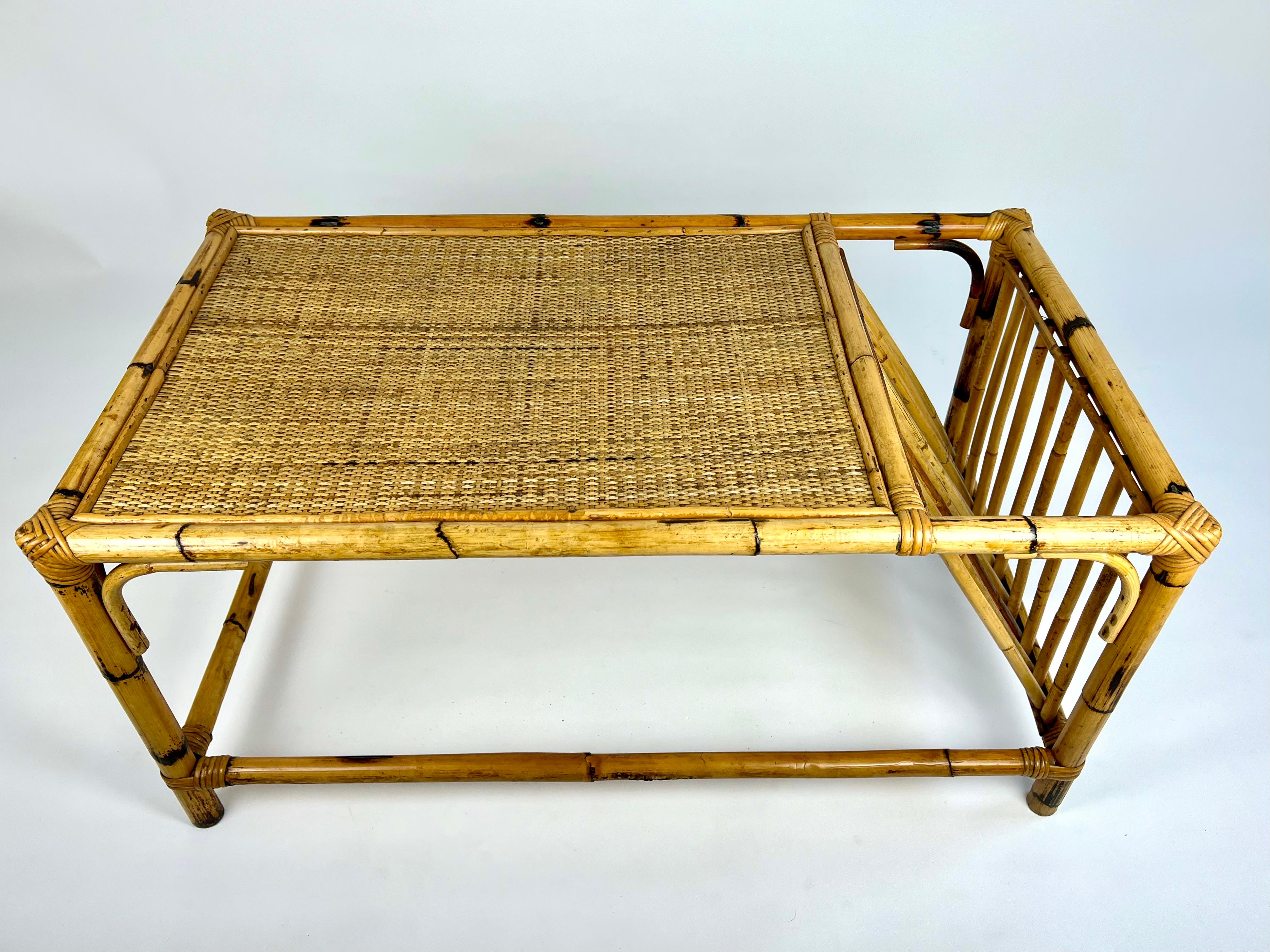 Vintage bamboo & rattan coffee table in the manner of Vivai del Sud. Italy 1980s For Sale 10