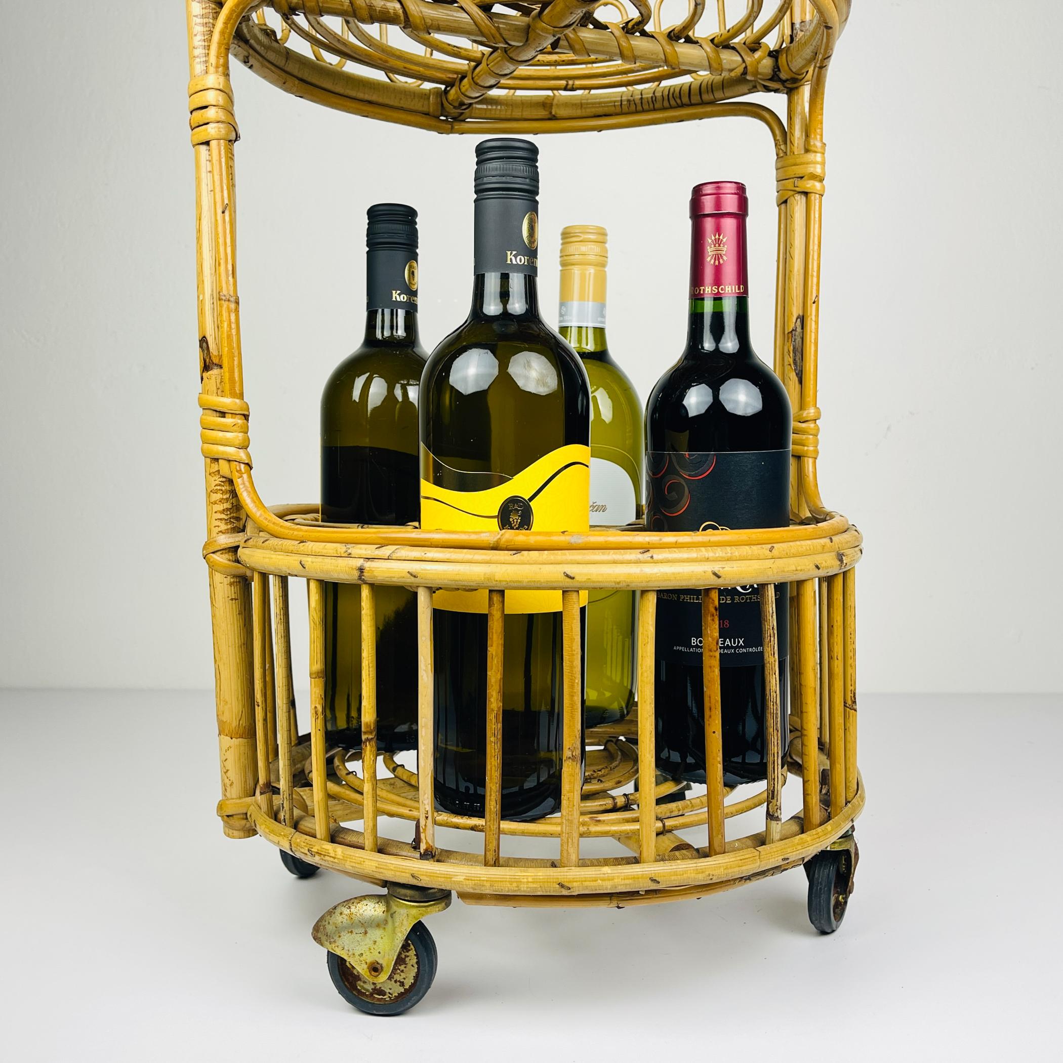 Carrello bar rotondo in bambù e rattan d'epoca, Italia anni '60 in vendita 1