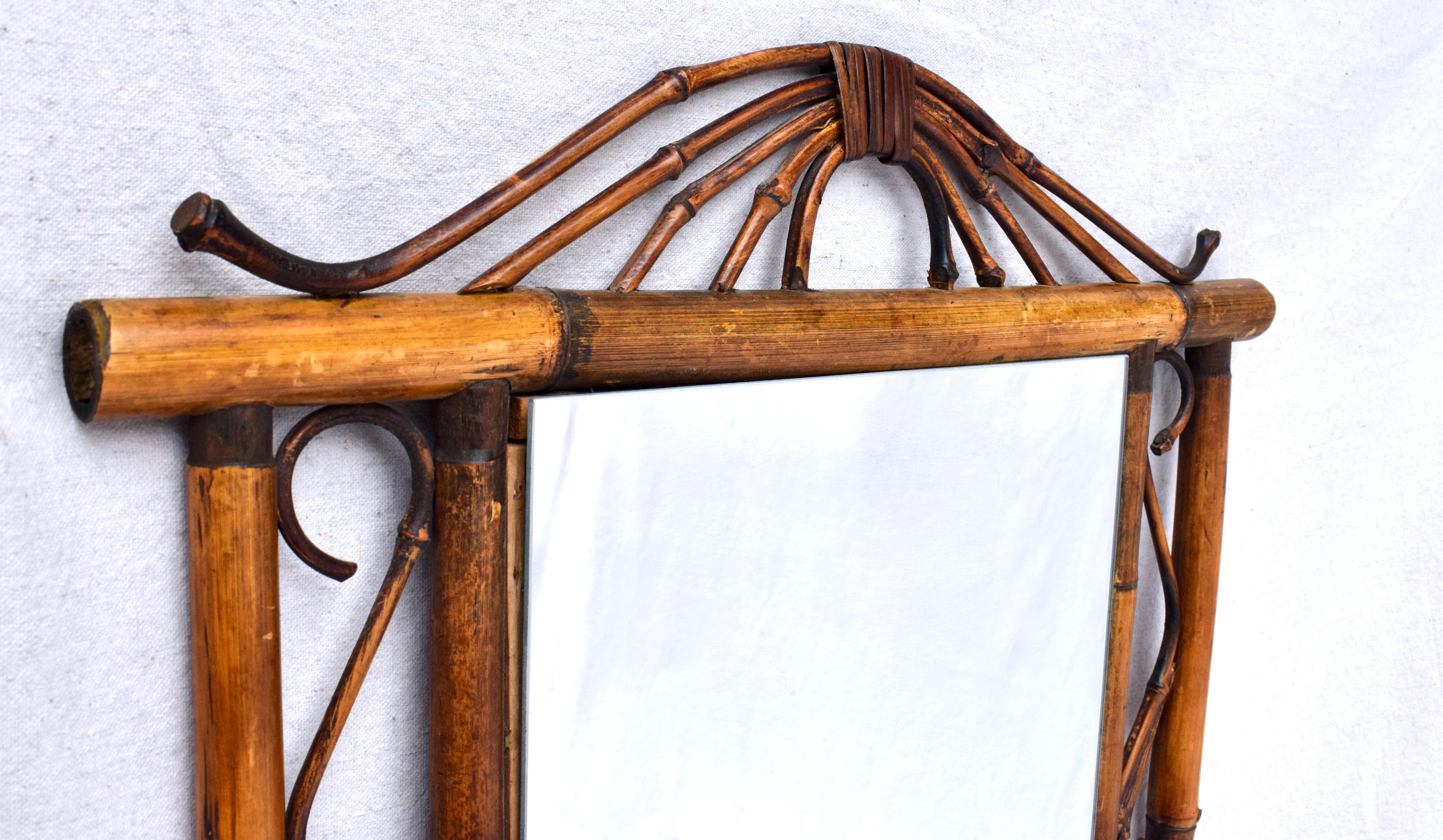 Espejos de pared vintage de ratán y bambú/ Pareja Moderno en venta
