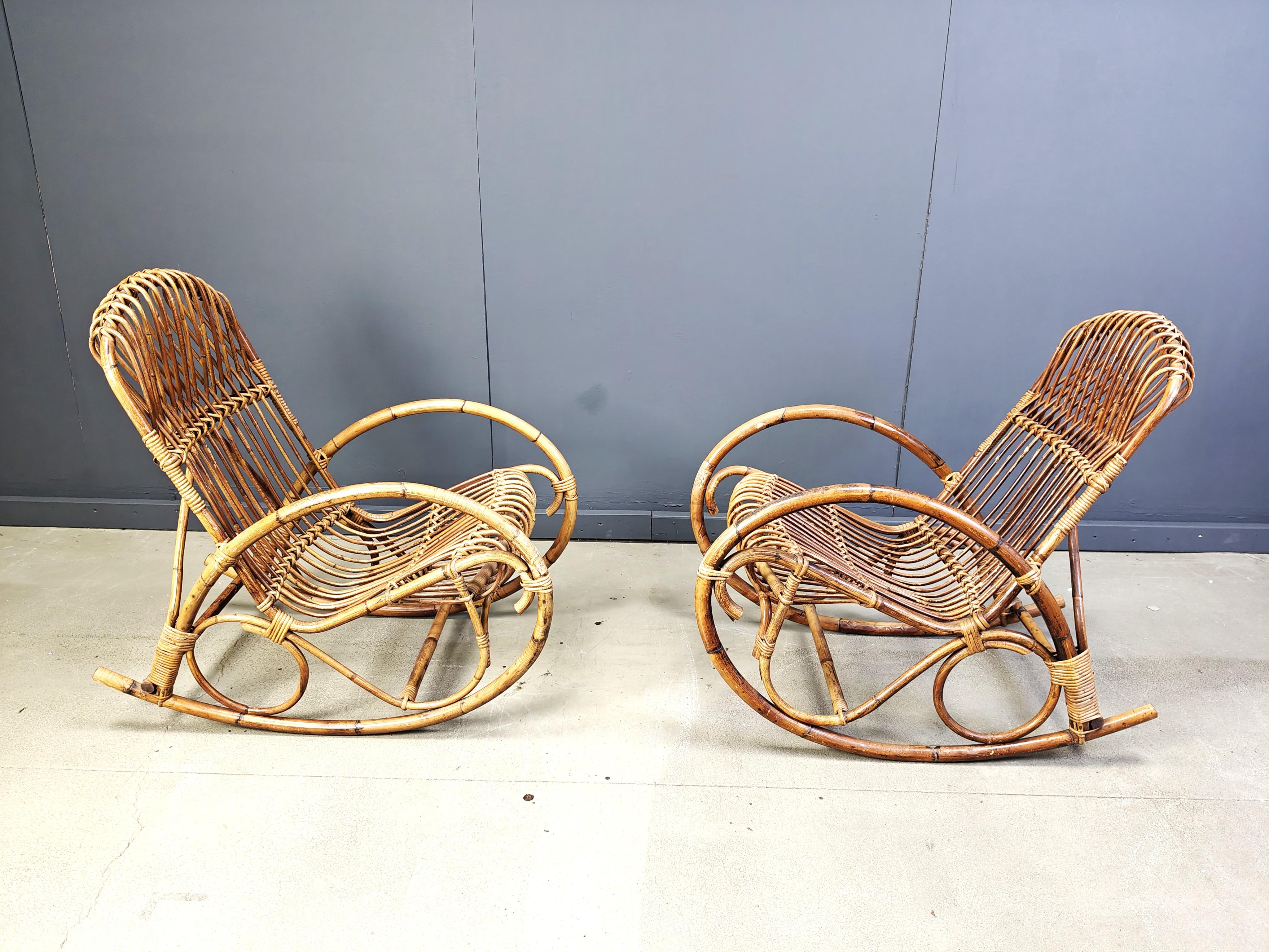 Italiano Sedie a dondolo in bambù vintage, anni '60 - set di 2 in vendita