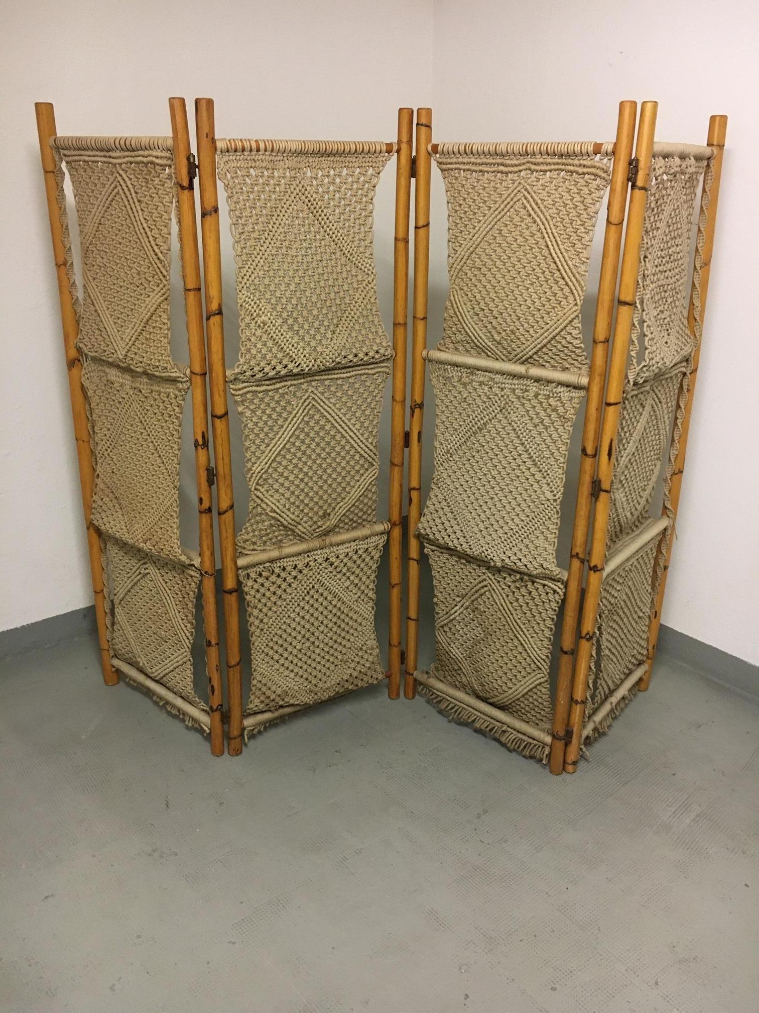 Vintage Bamboo and Seagrass Folding Screen, Italy, circa 1970s For Sale 4