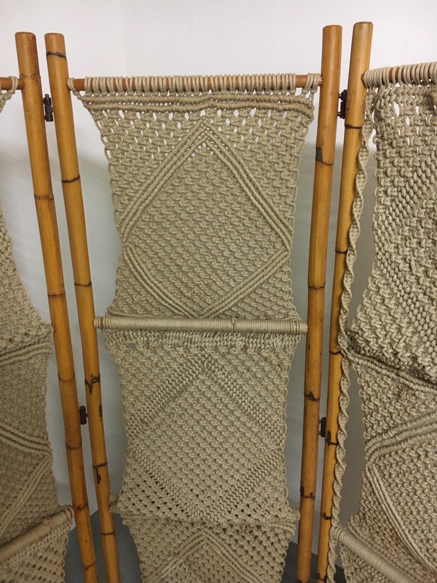 Late 20th Century Vintage Bamboo and Seagrass Folding Screen, Italy, circa 1970s For Sale