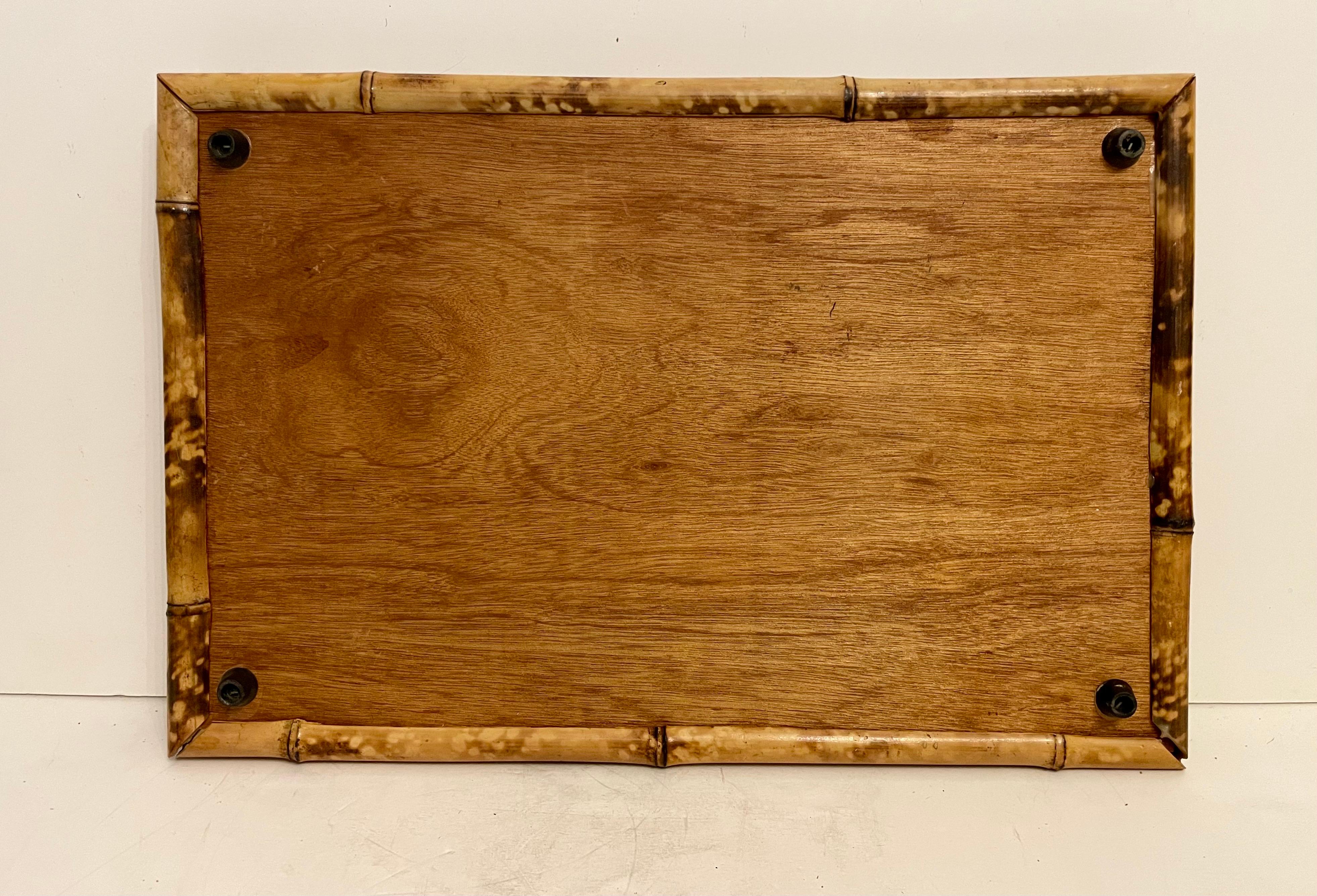 Vintage Bamboo & Split Reed Serviertablett (20. Jahrhundert) im Angebot