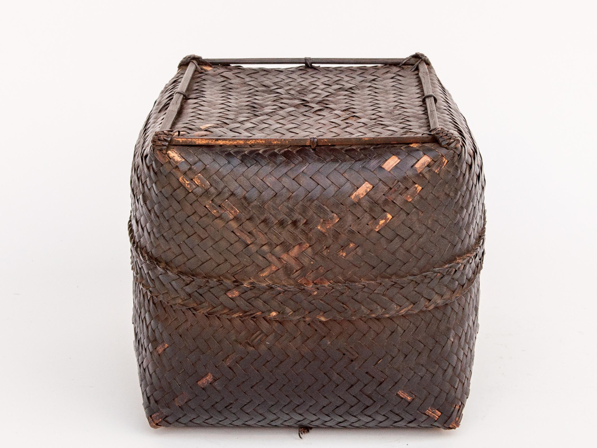 Vintage Bamboo Storage Basket with Lid Lombok, Indonesia, Mid-Late 20th Century 6