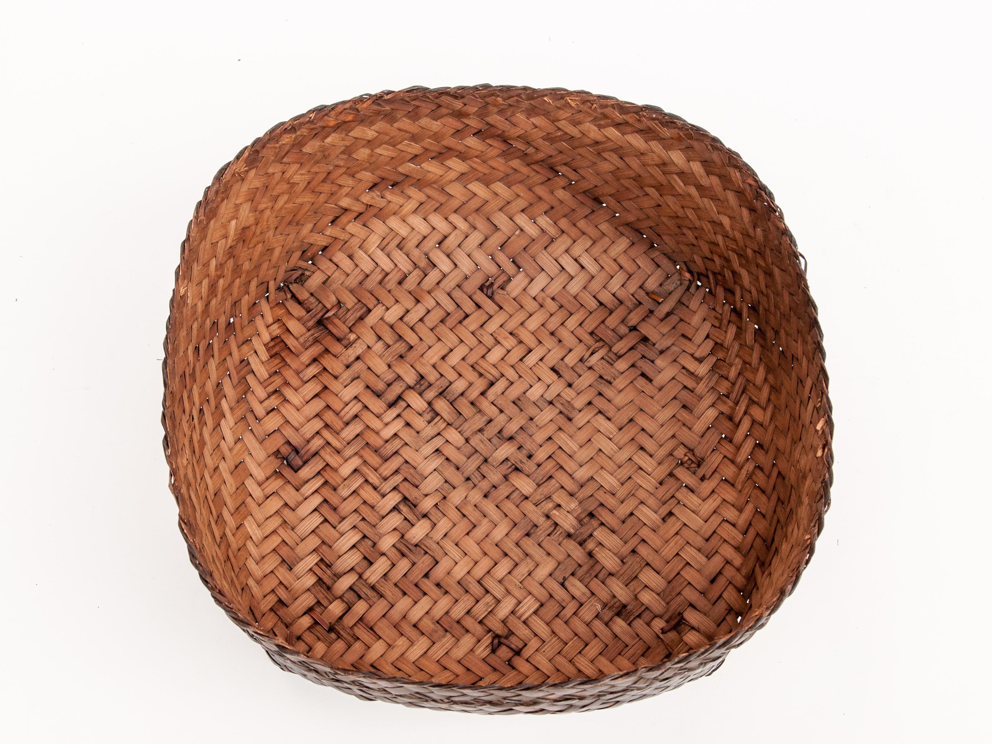 Vintage Bamboo Storage Basket with Lid Lombok, Indonesia, Mid-Late 20th Century 12