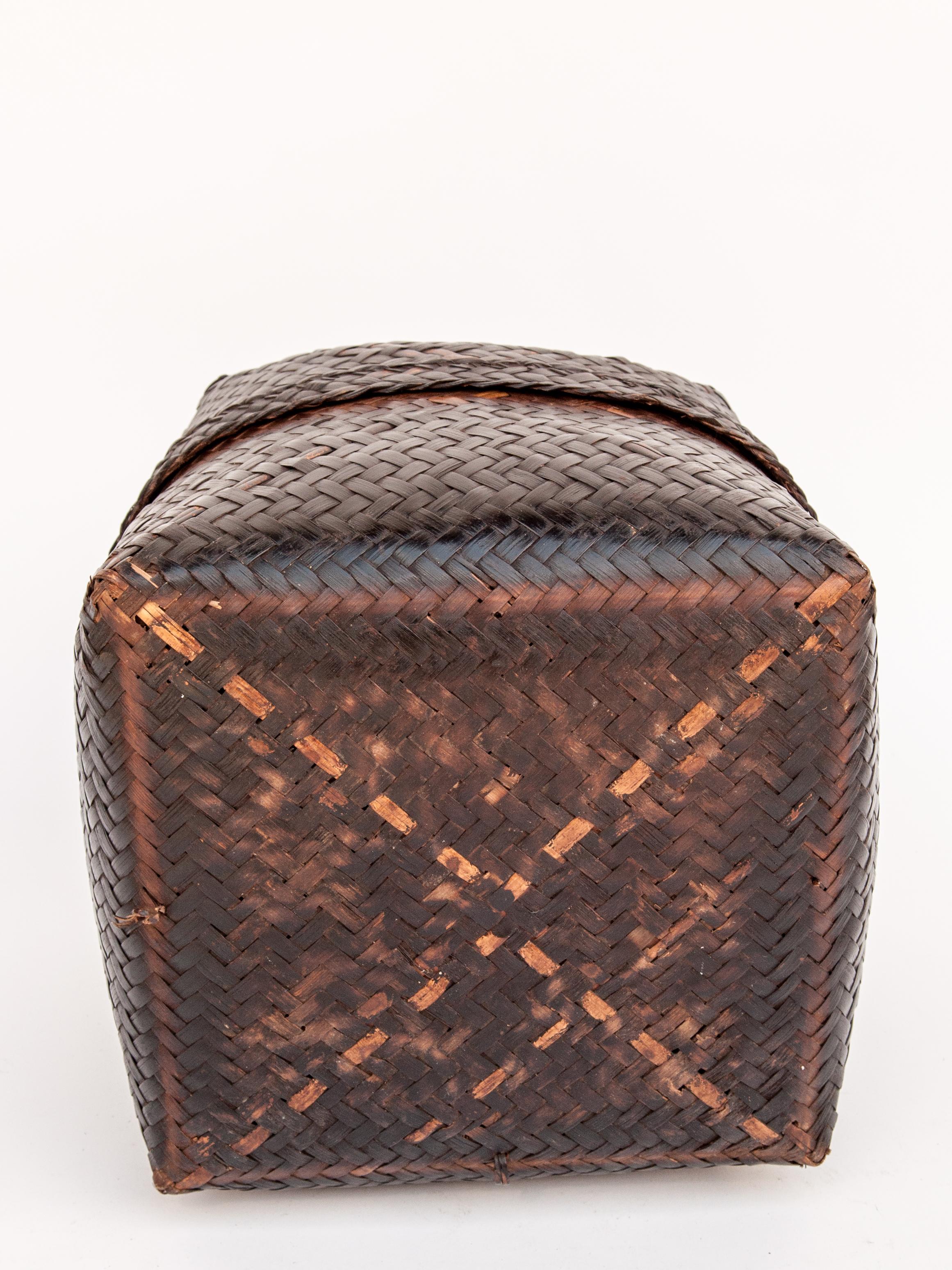 Vintage Bamboo Storage Basket with Lid Lombok, Indonesia, Mid-Late 20th Century 13