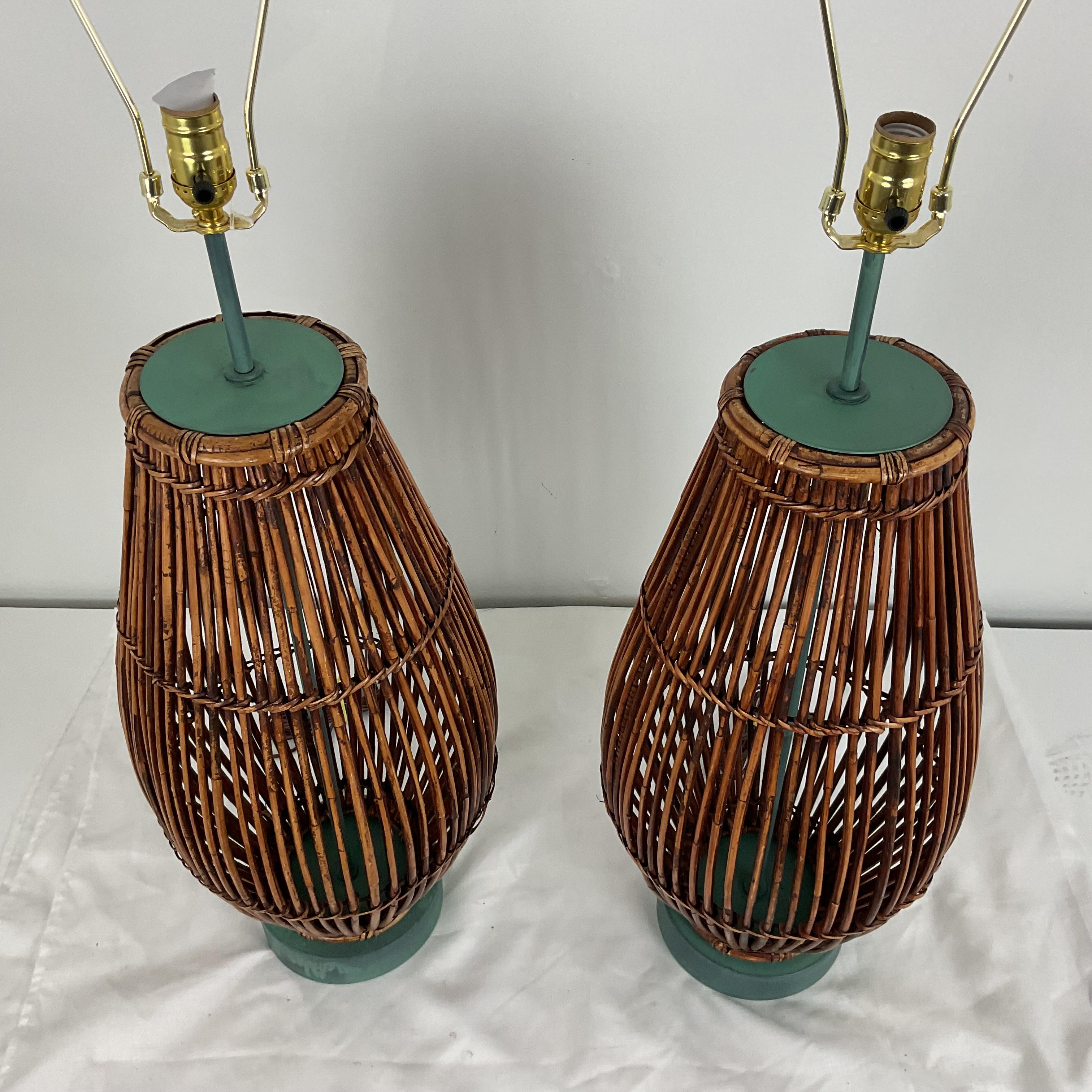 Lámparas de mesa vintage de bambú con base y casquillo verde Verdi Bohemio en venta
