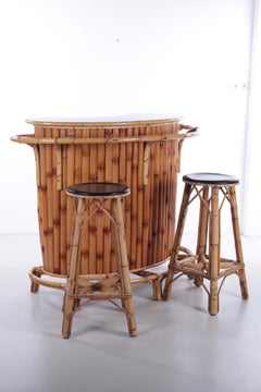 Vintage Bamboo Tiki Bar with 2 Bar Stools