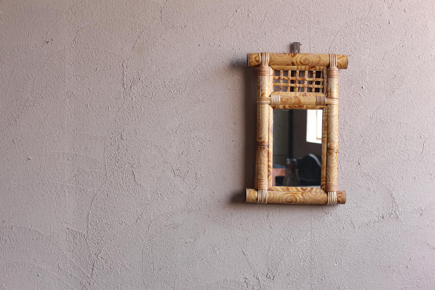 Français Miroir mural vintage en bambou en vente