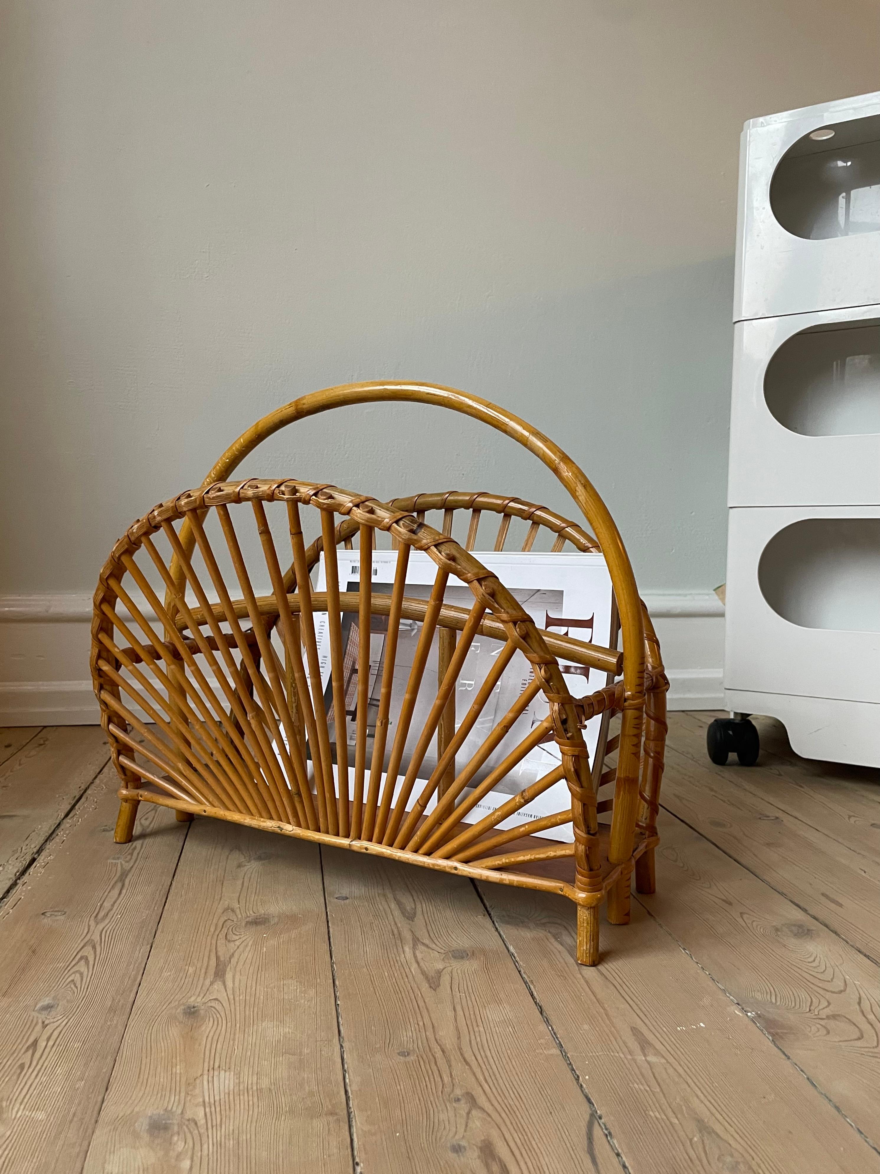 Vintage Bamboo Wood Magazine Rack, 1970s For Sale 5