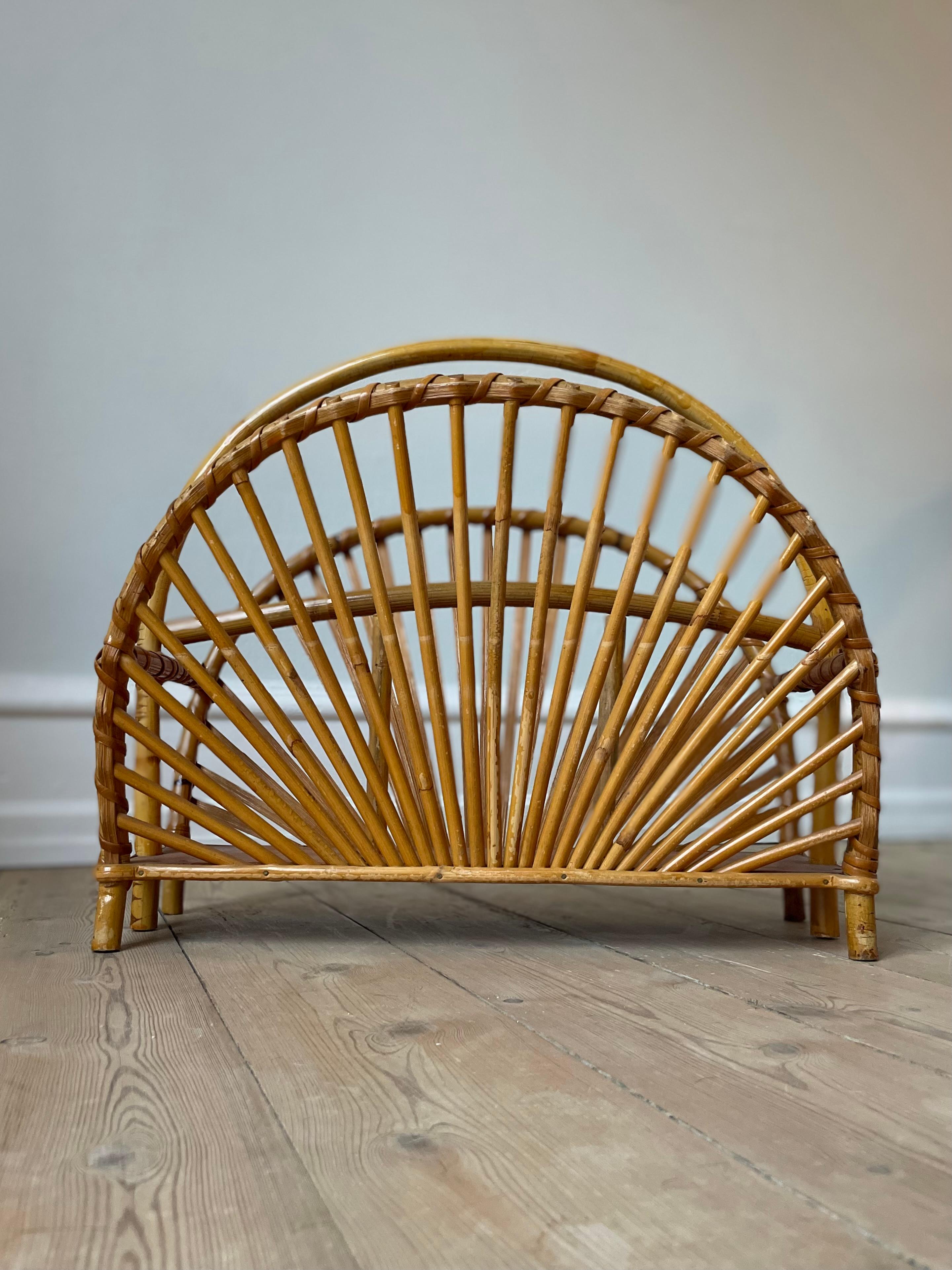 20th Century Vintage Bamboo Wood Magazine Rack, 1970s For Sale