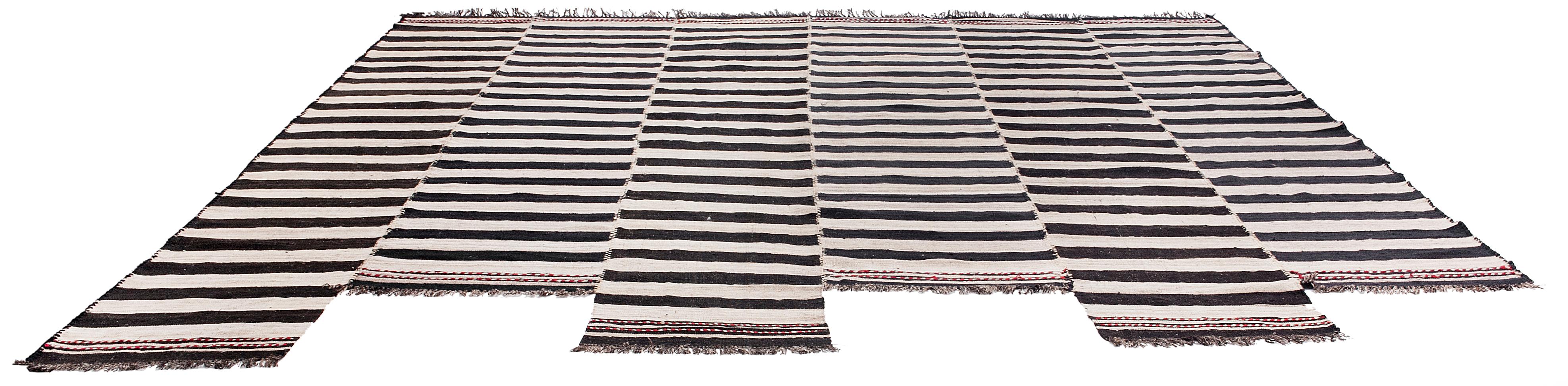 Vintage Banded Kilim Rug 'Flat-Weave' In Good Condition For Sale In Naples, FL