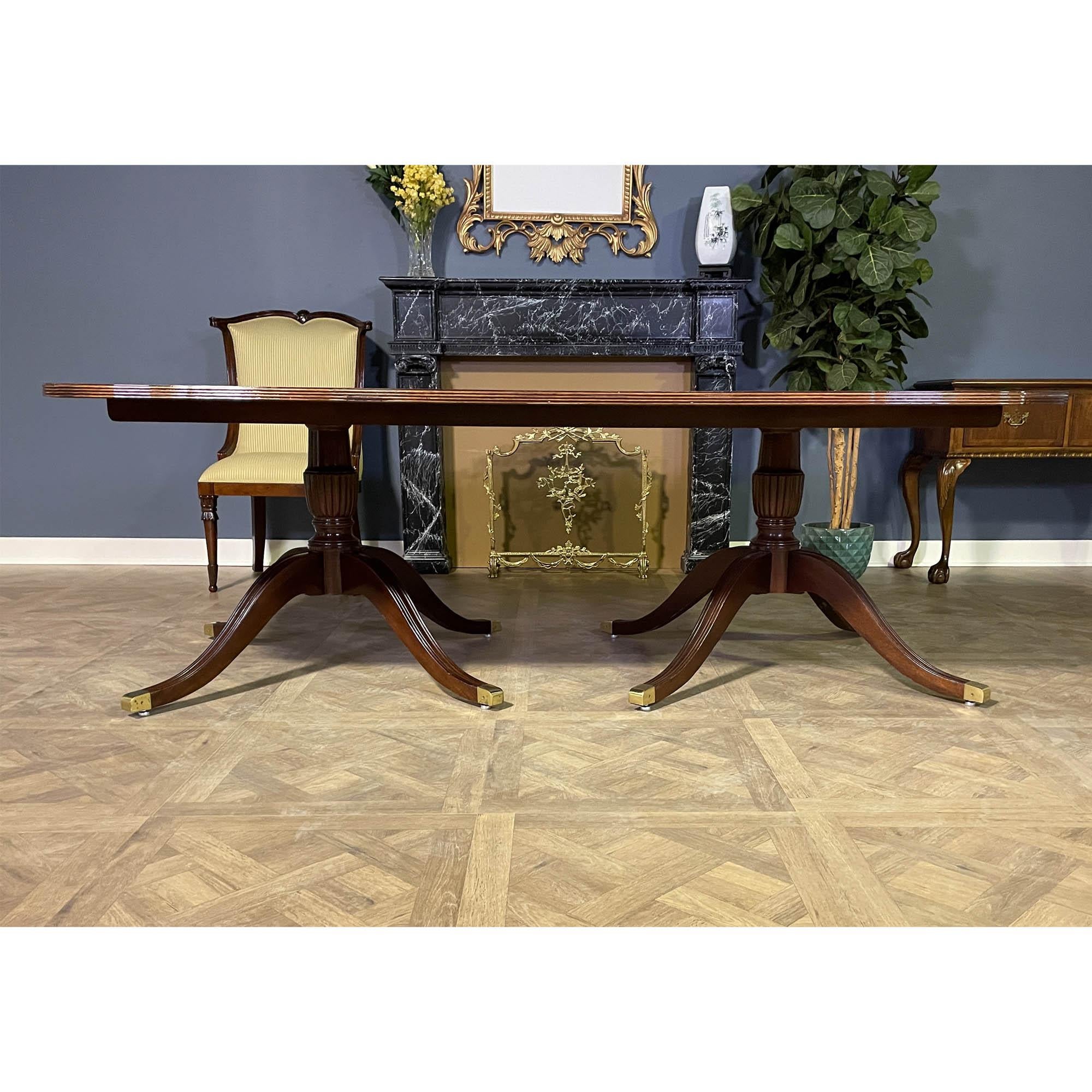 Acajou Table de conférence vintage en acajou à bandes en vente