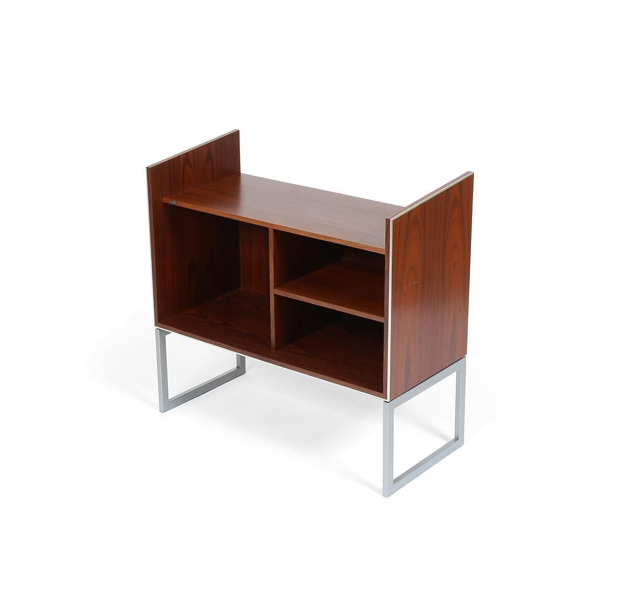20th Century Vintage Bang and Olufsen Rosewood HiFi Cabinet Media Table