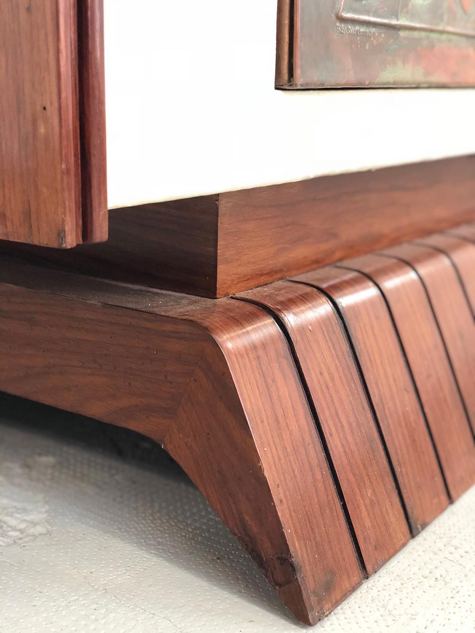 Vintage-Barschrank aus Holz und Kupfer von Luigi Scremin im Zustand „Gut“ in Milano, IT
