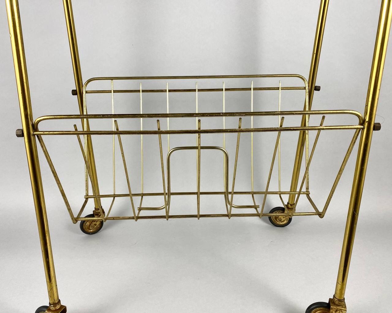 Vintage Bar Cart or Newspaper Tray, Germany  Wooden And Brass Small Tray In Good Condition For Sale In Bastogne, BE