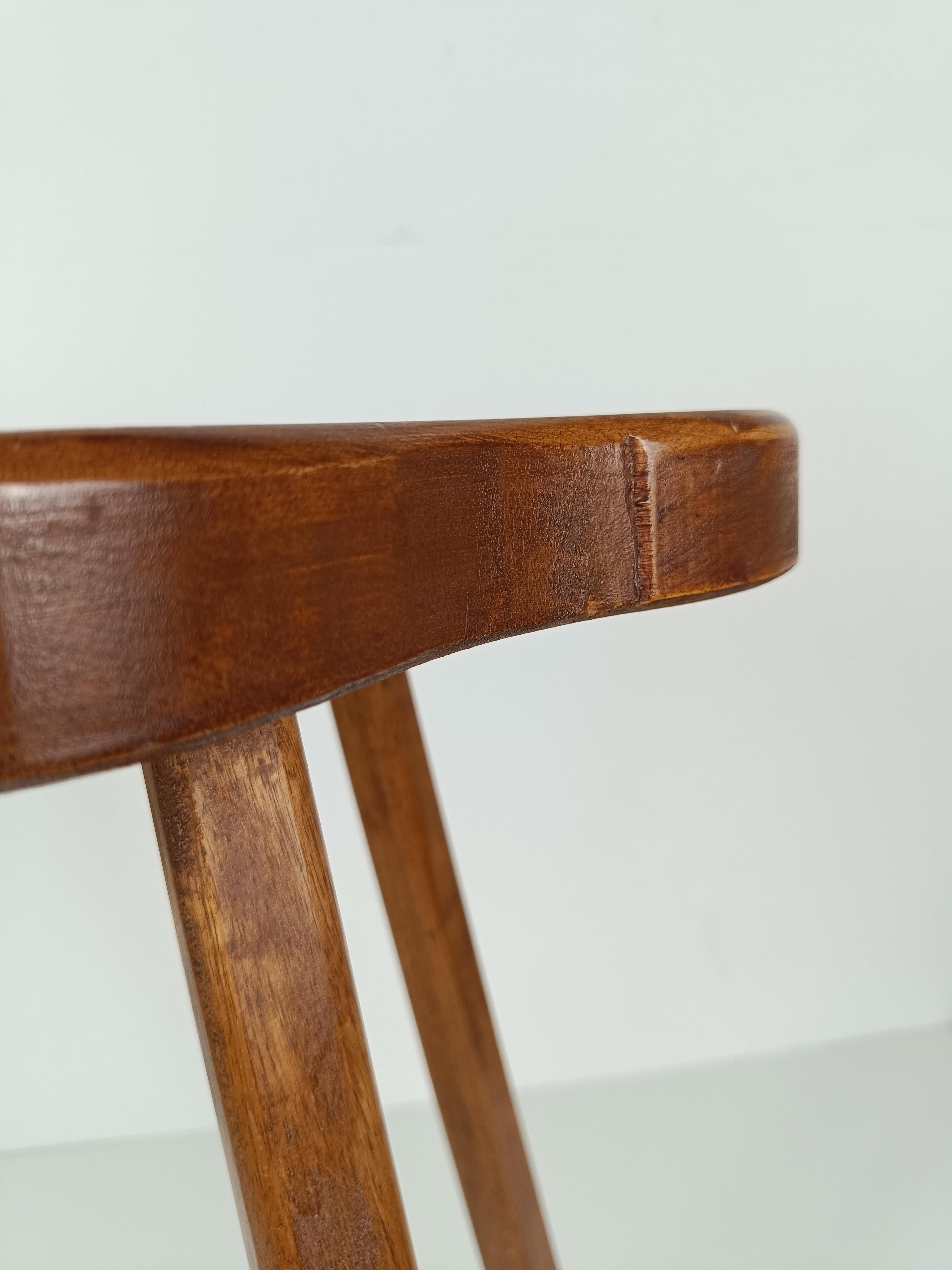 Fer Tabouret de bar vintage en bois de noyer massif et fer martelé forgé à la main, années 70 en vente