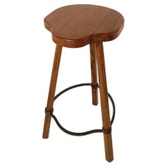Vintage-Barhocker aus massivem Nussbaumholz und handgeschmiedetem, gehämmertem Eisen, 70er Jahre